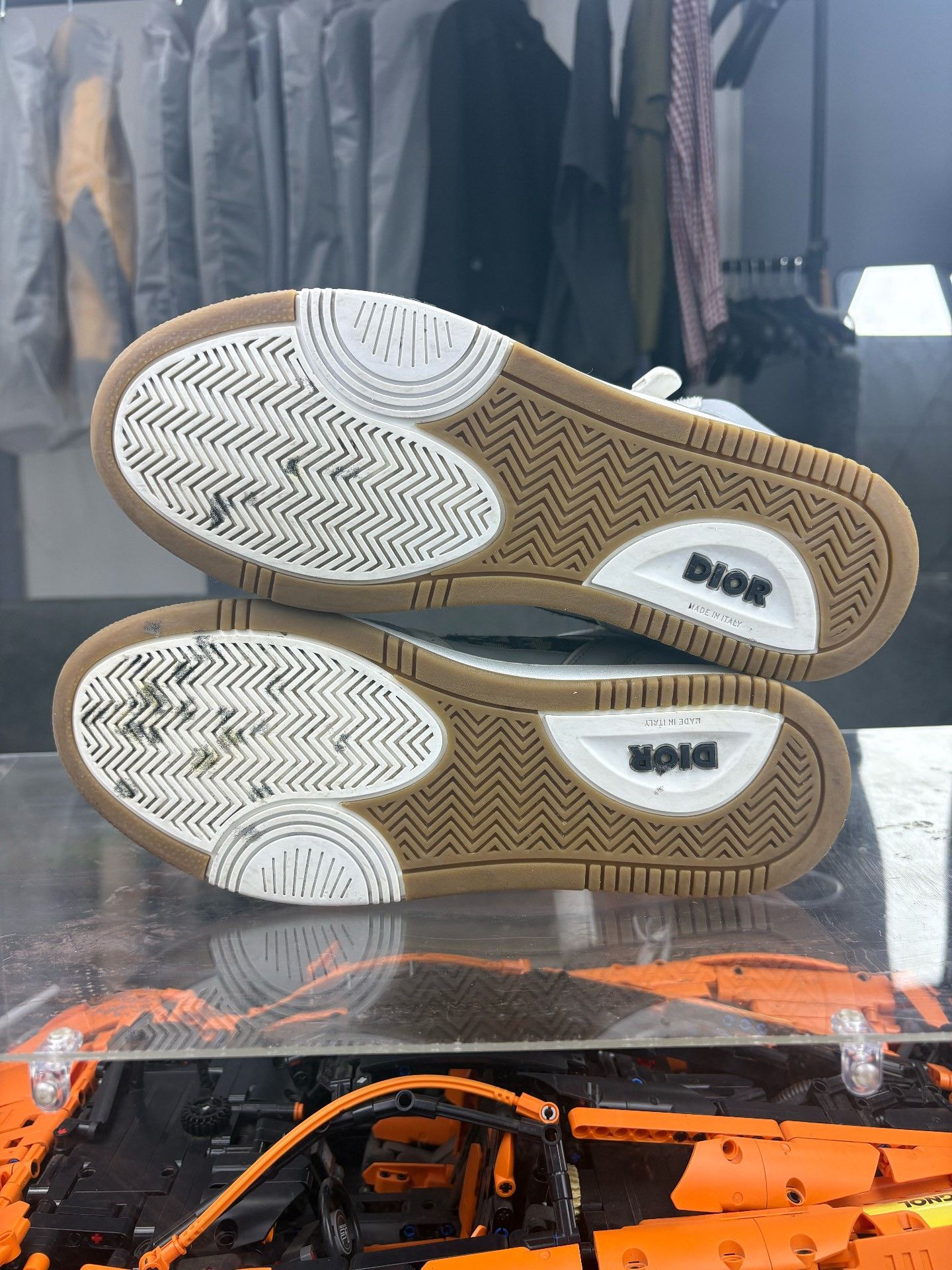 Dior Dior White Hitop Sneakers 9 Men Size US 9 / EU 42 - 4 Thumbnail