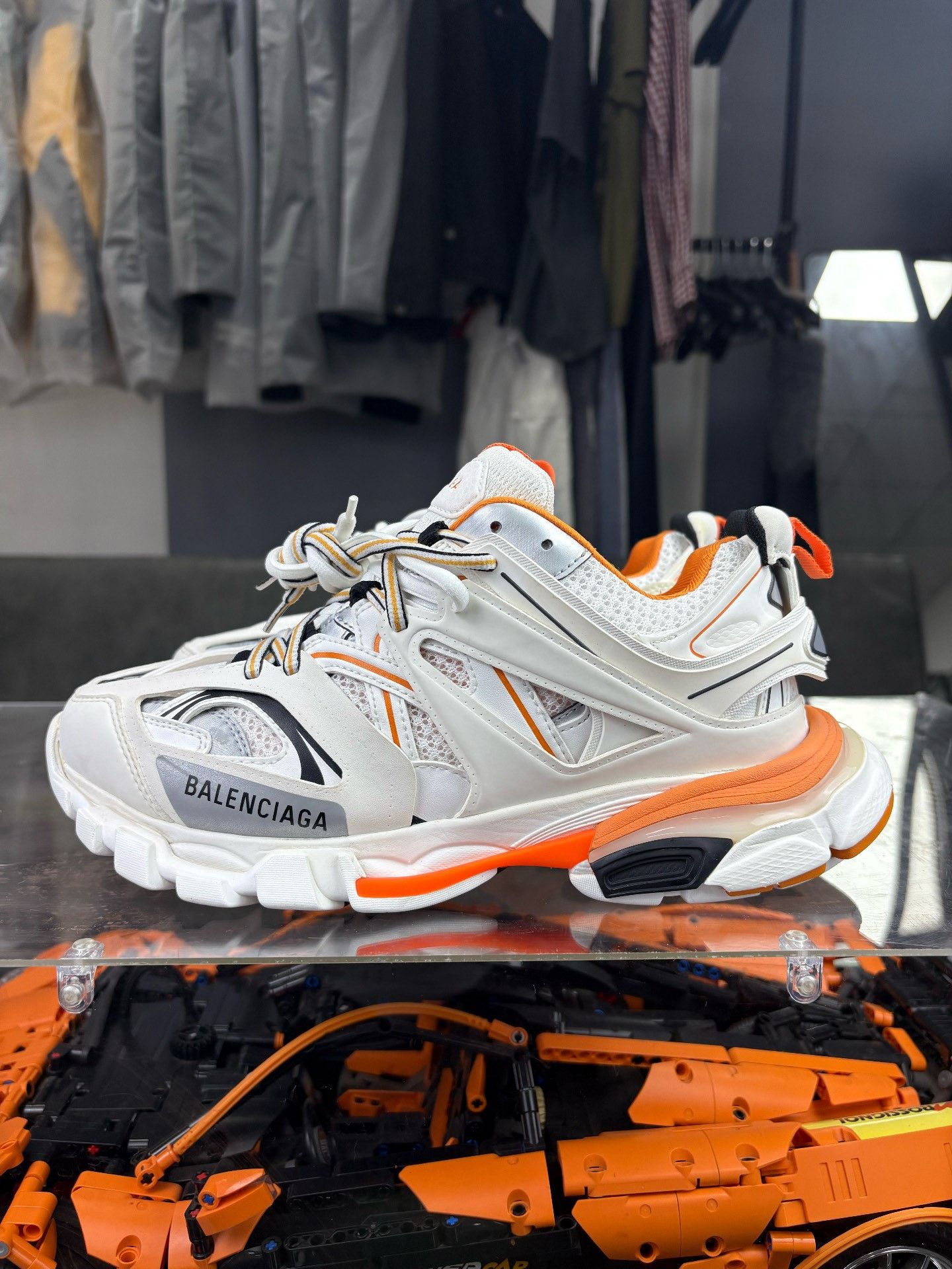 Balenciaga Balenciaga White Lowtop Sneakers 6.5 Men Size US 6.5 / EU 39-40 - 7 Thumbnail