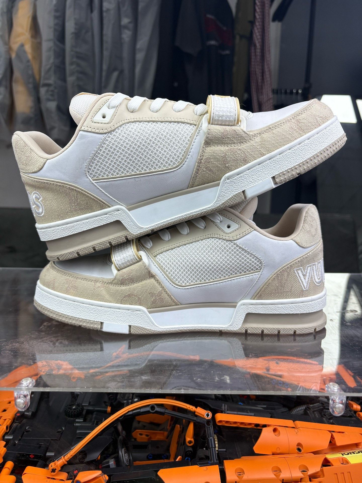 Louis Vuitton Louis Vuitton Training Beige Lowtop Sneakers 8.5 Men Size US 8.5 / EU 41-42 - 5 Thumbnail