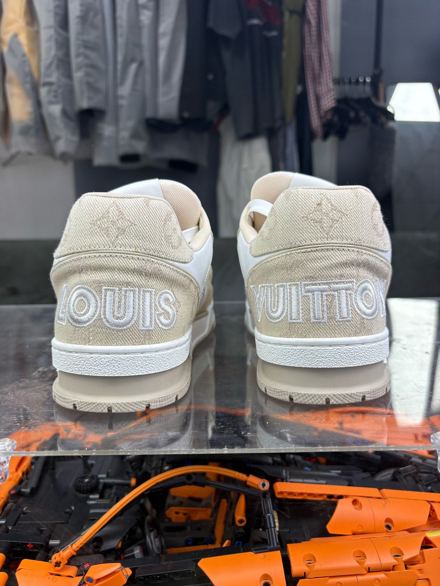 Louis Vuitton Louis Vuitton Training Beige Lowtop Sneakers 8.5 Men Size US 8.5 / EU 41-42 - 3 Thumbnail