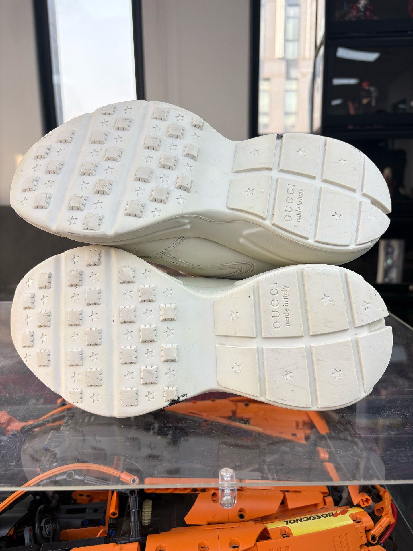 Gucci Gucci Collab Lowtop Sneakers 6.5 Men Size US 6.5 / EU 39-40 - 4 Thumbnail