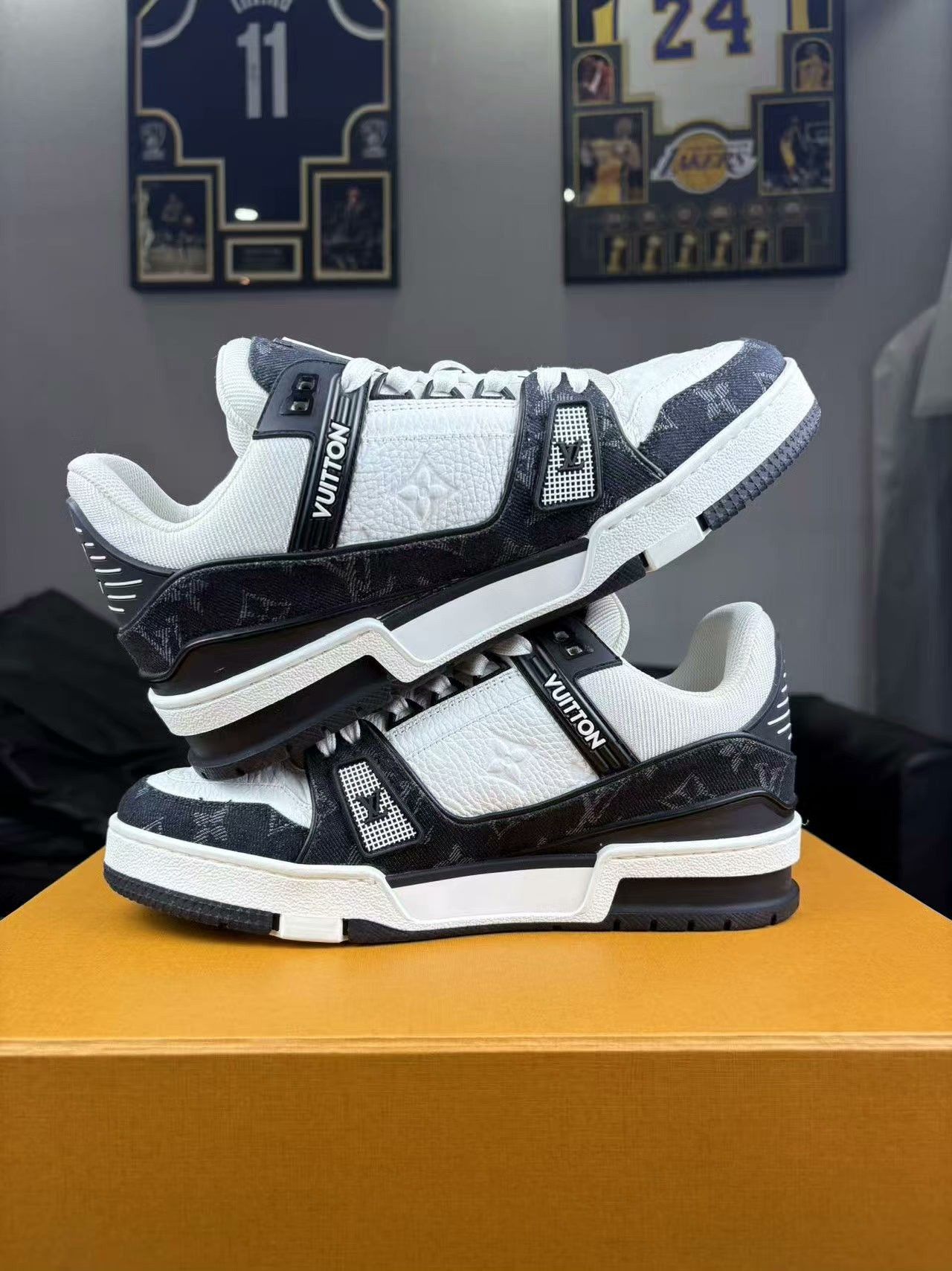 Louis Vuitton Louis Vuitton Training Denim Black Lowtop Sneakers 6 Men Size US 6 / EU 39 - 5 Thumbnail