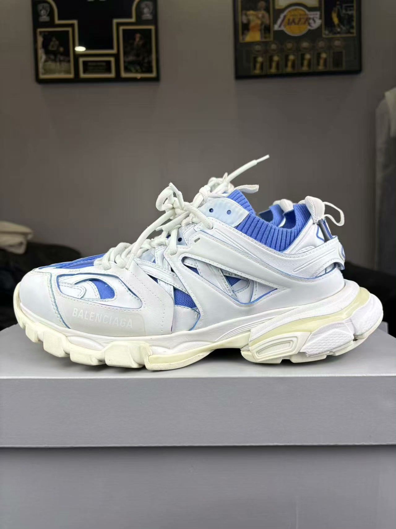 Balenciaga Balenciaga Blue Lowtop Sneakers 8.5 Men Size US 8.5 / EU 41-42 - 7 Thumbnail