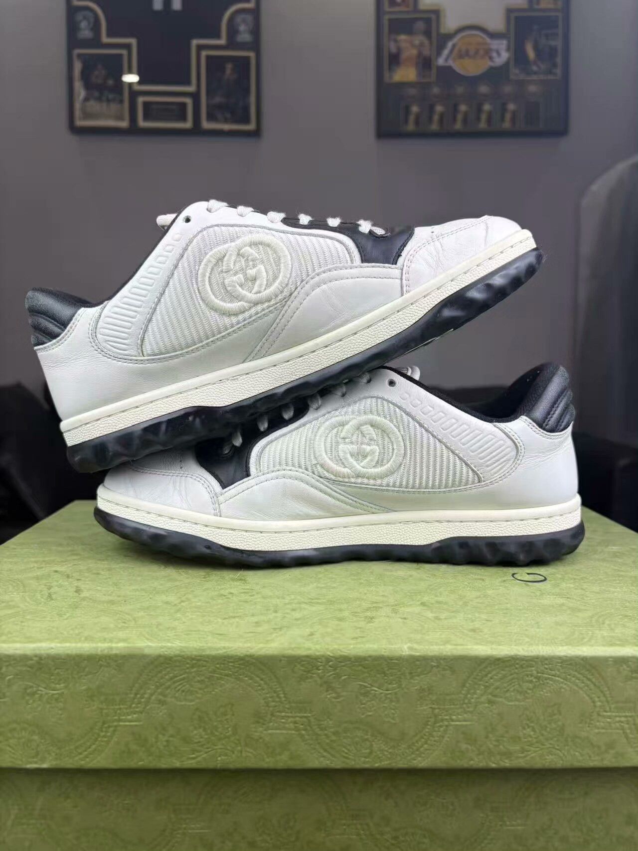 Gucci Gucci Distressed Black Lowtop Sneakers us_6-5 Women Size US 6.5 / IT 36.5 - 5 Thumbnail