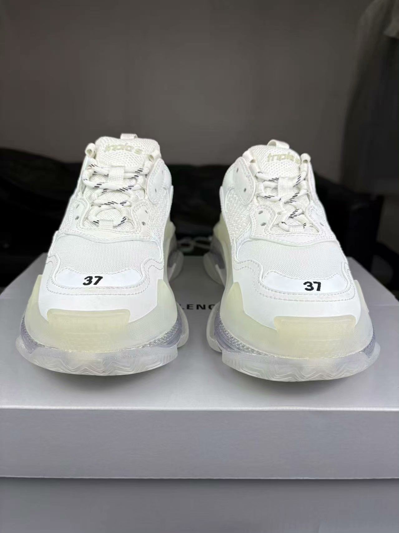 Balenciaga Balenciaga Clear White Lowtop Sneakers us_6-5 Women Size US 6.5 / IT 36.5 - 2 Thumbnail