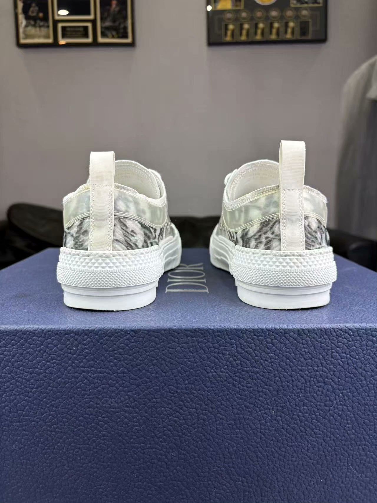 Dior Dior White Lowtop Sneakers us_7-5 Women Size US 7.5 / IT 37.5 - 3 Thumbnail
