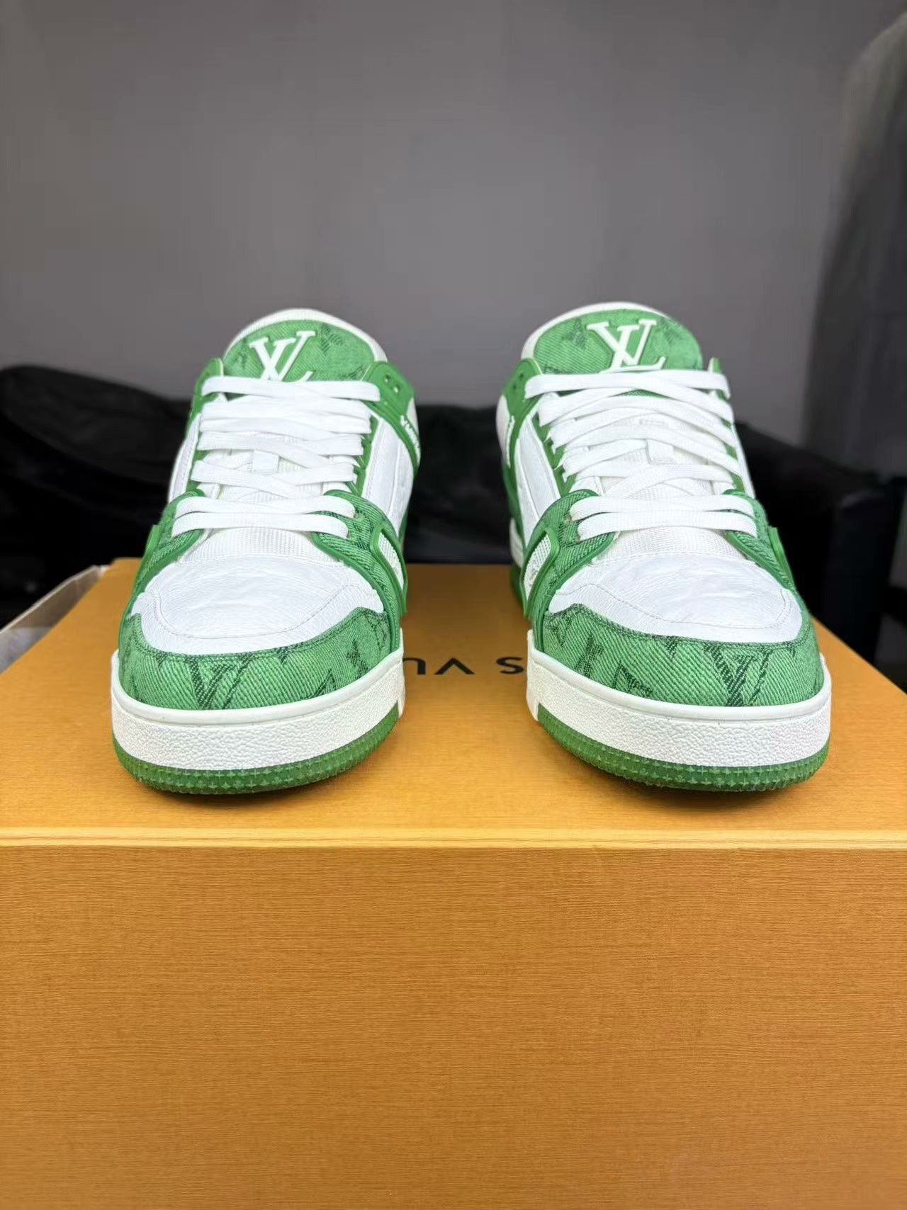 Louis Vuitton Louis Vuitton Training Denim Green Lowtop Sneakers 7.5 Men Size US 7.5 / EU 40-41 - 2 Thumbnail