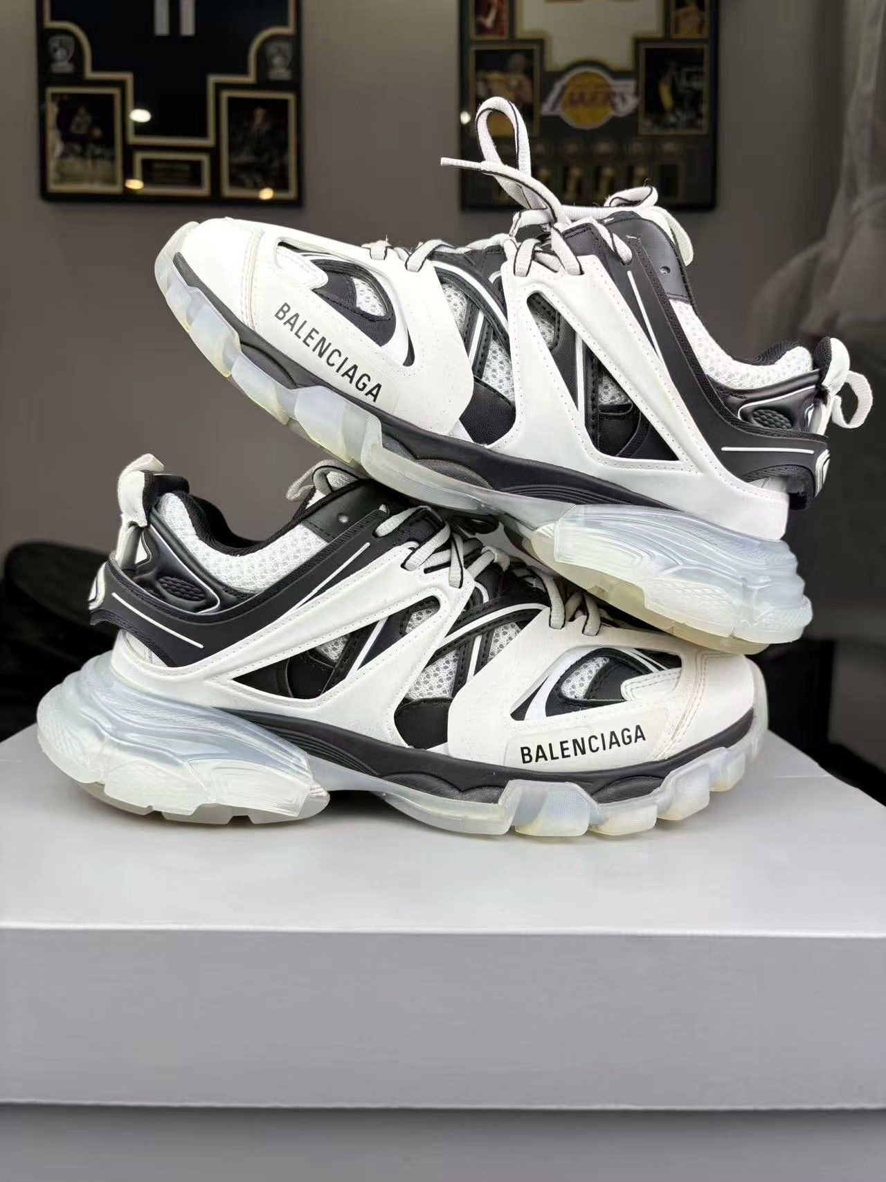 Balenciaga Balenciaga Clear Black Lowtop Sneakers 6 Men Size US 6 / EU 39 - 6 Thumbnail