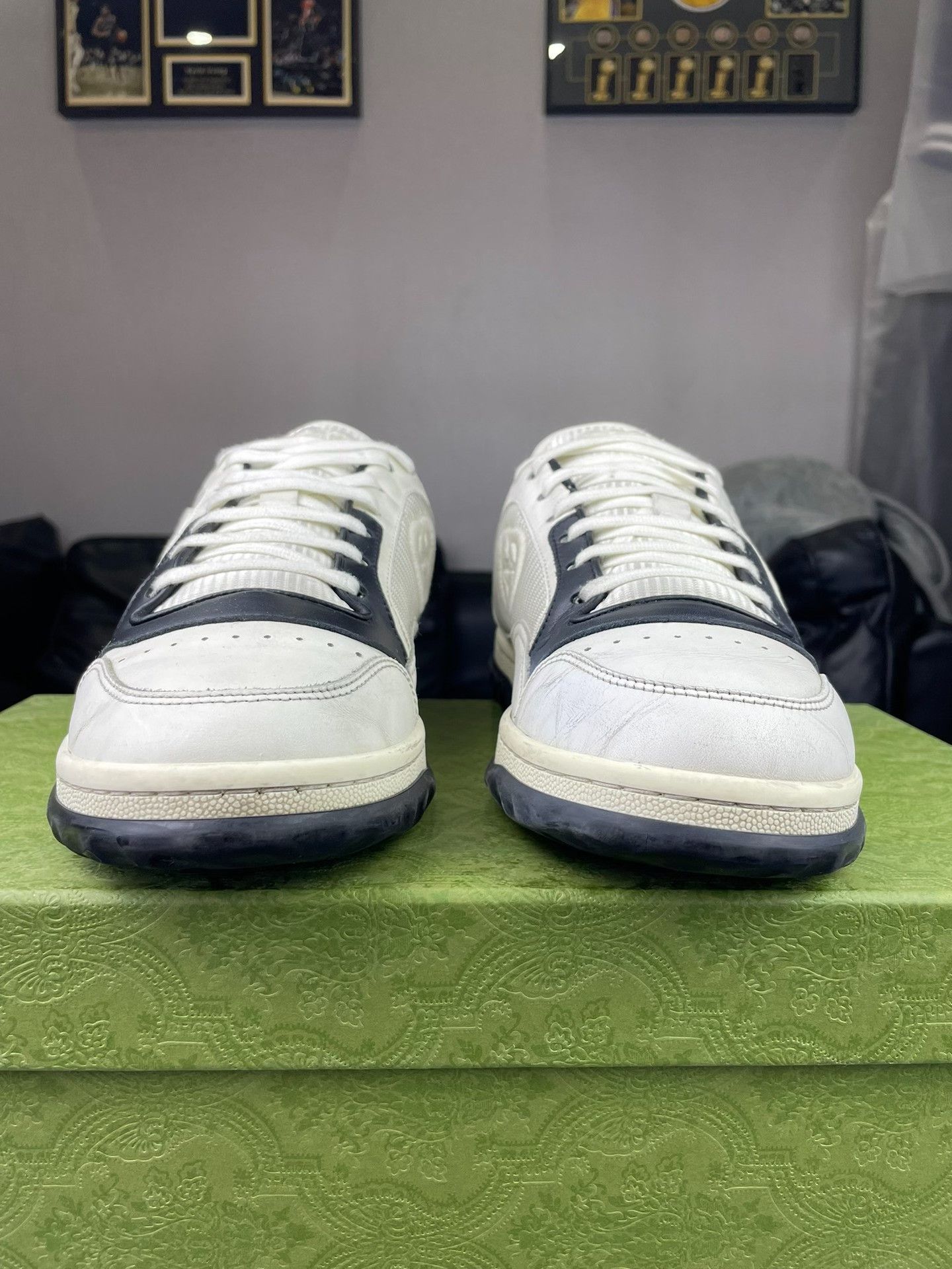 Gucci Gucci Distressed Black Lowtop Sneakers 8 Men Size US 8 / EU 41 - 2 Thumbnail