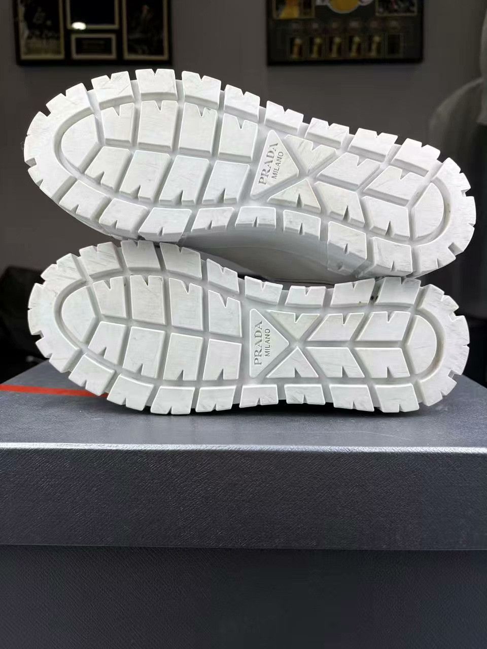 Prada Prada White Lowtop Sneakers us_6 Women Size US 6 / IT 36 - 4 Thumbnail