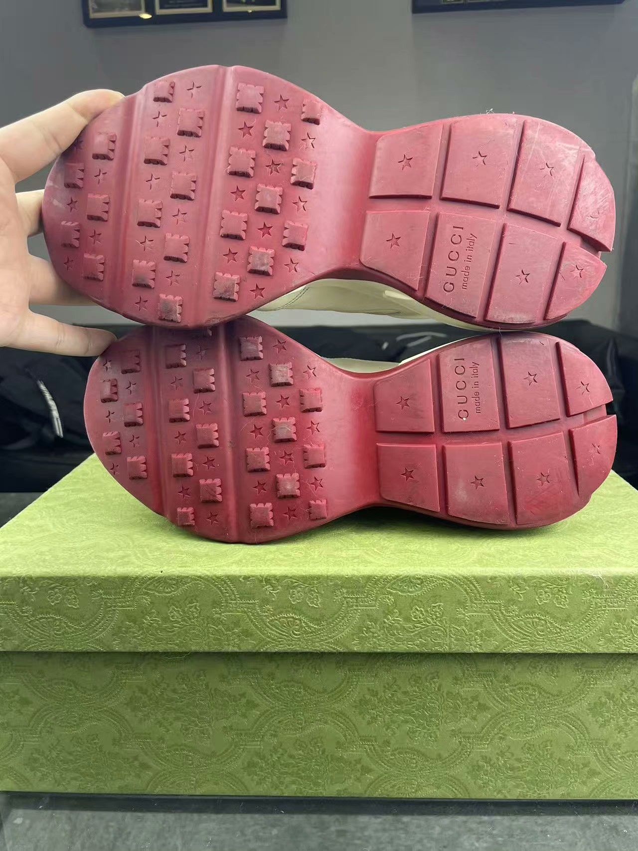 Gucci Gucci Collab Lowtop Sneakers 7.5 Men Size US 7.5 / EU 40-41 - 4 Thumbnail