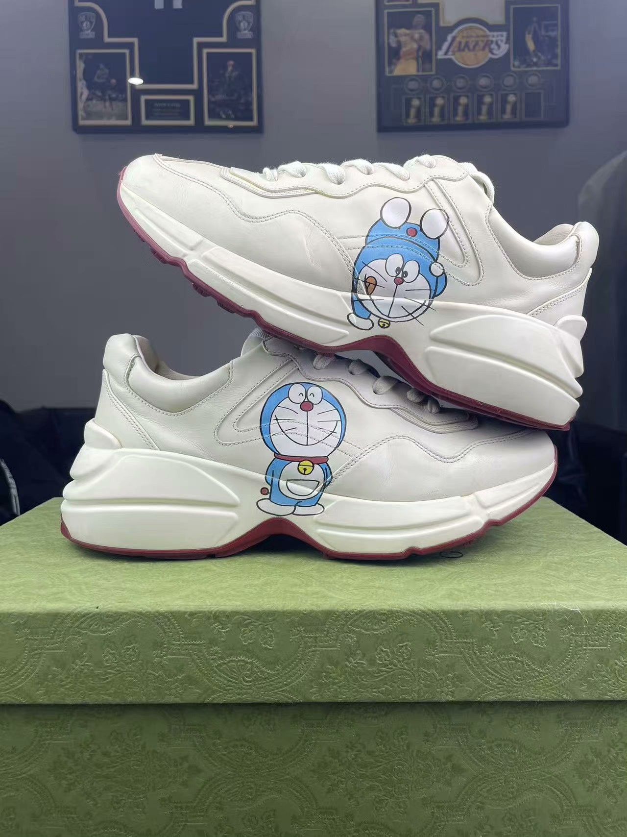 Gucci Gucci Collab Lowtop Sneakers 7.5 Men Size US 7.5 / EU 40-41 - 6 Thumbnail