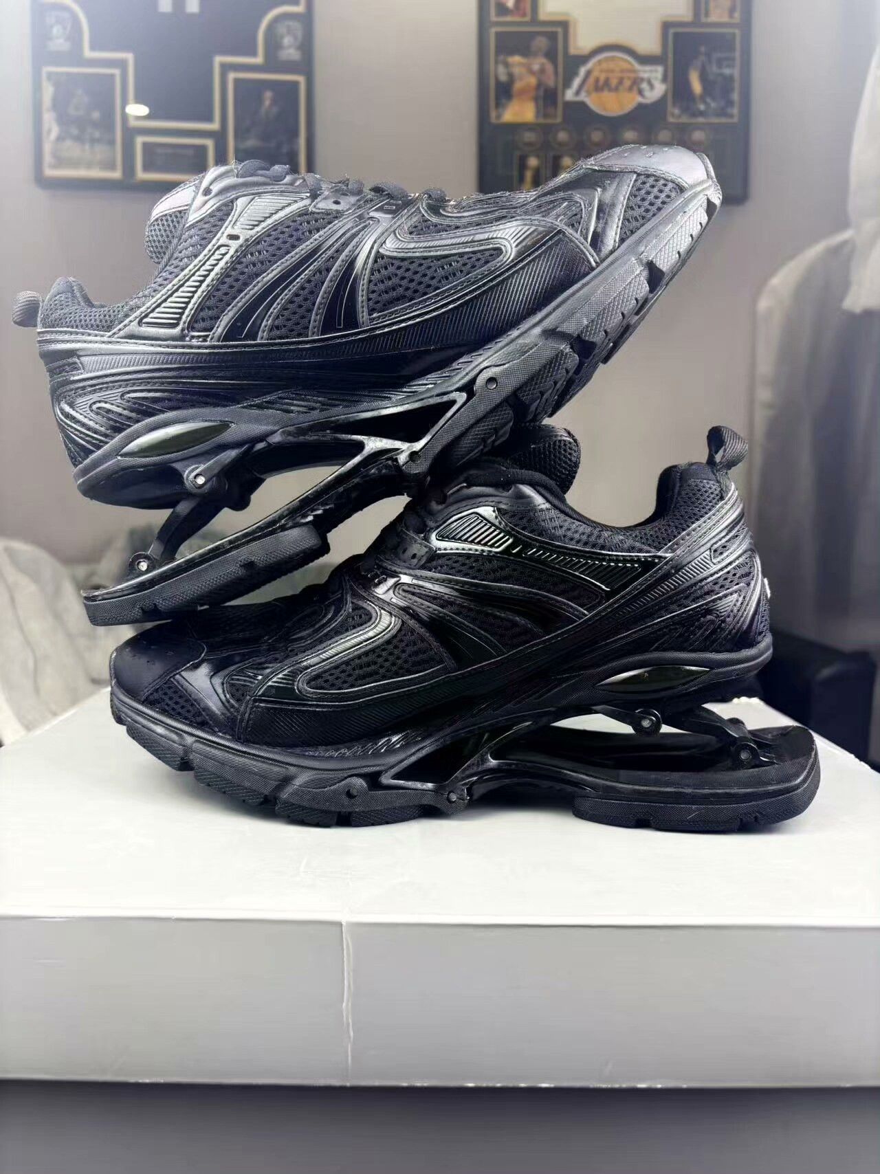 Balenciaga Balenciaga Black Lowtop Sneakers 8.5 Men Size US 8.5 / EU 41-42 - 5 Thumbnail