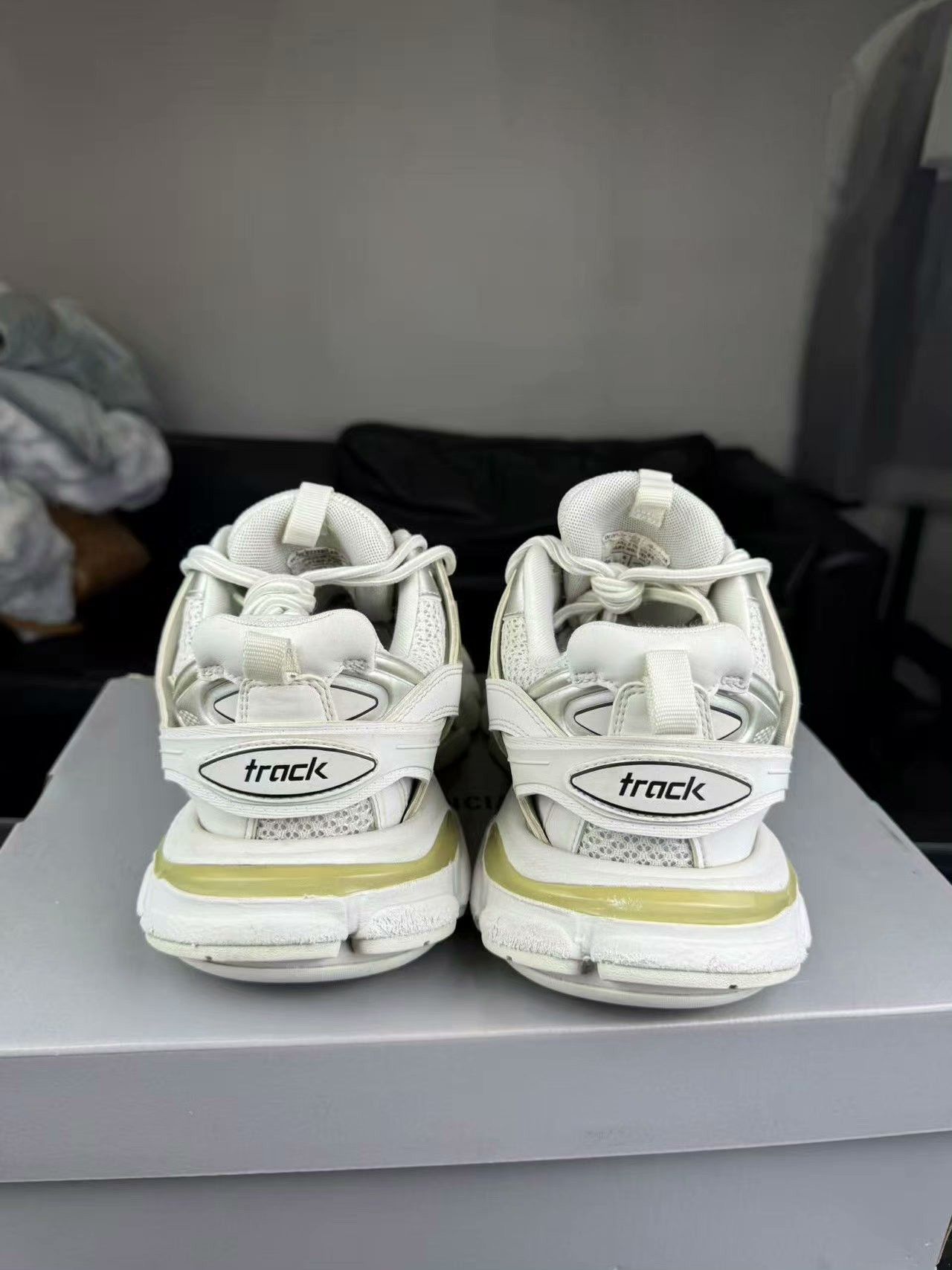 Balenciaga Balenciaga White Lowtop Sneakers 7.5 Men Size US 7.5 / EU 40-41 - 4 Thumbnail