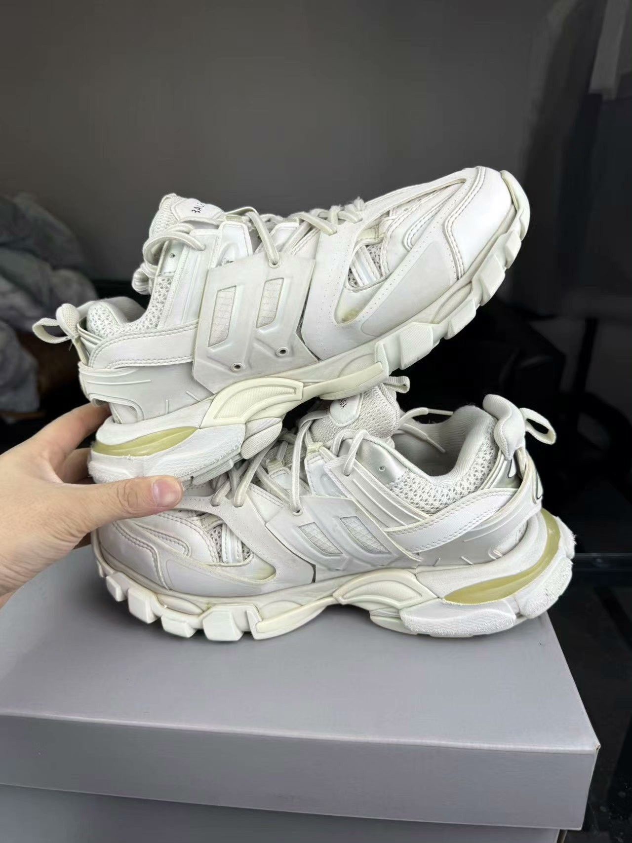 Balenciaga Balenciaga White Lowtop Sneakers 7.5 Men Size US 7.5 / EU 40-41 - 6 Thumbnail