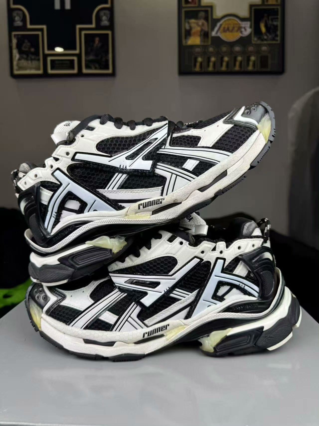 Balenciaga Balenciaga Running Black Lowtop Sneakers 8.5 Men Size US 8.5 / EU 41-42 - 7 Thumbnail