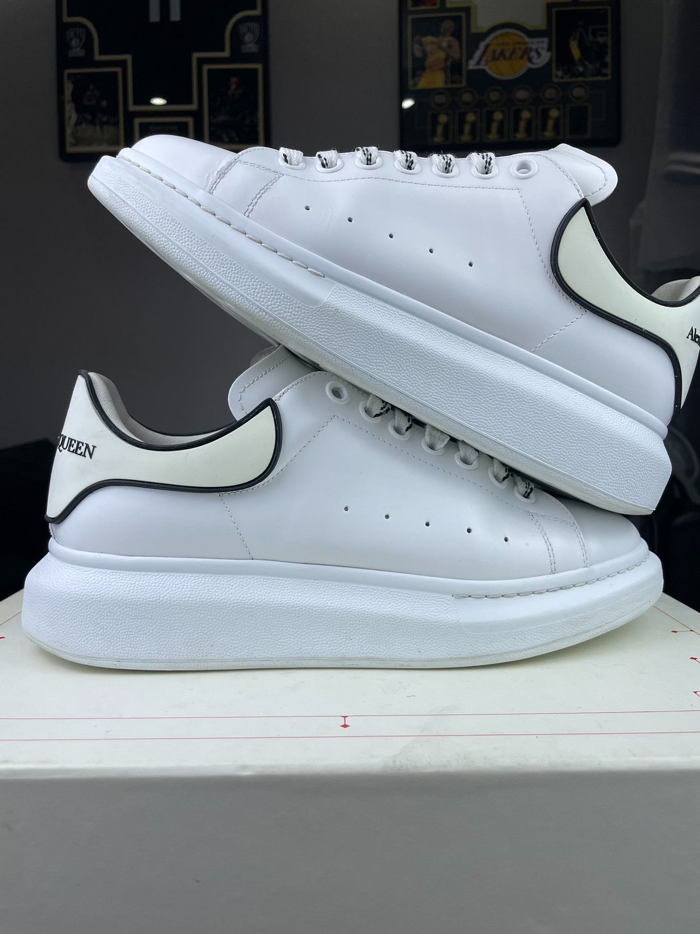 Alexander McQueen Alexander McQueen Black Lowtop Sneakers 8.5 Men Size US 8.5 / EU 41-42 - 6 Thumbnail