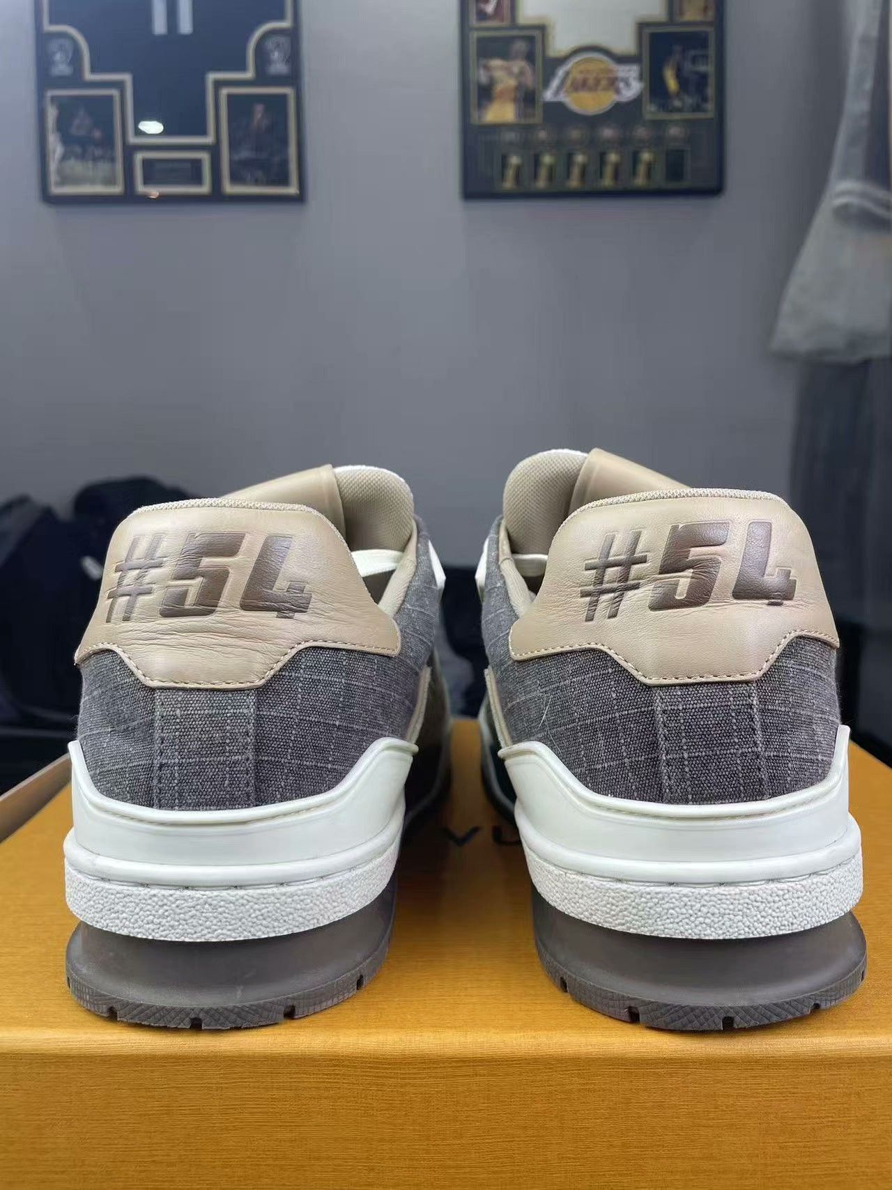 Louis Vuitton Louis Vuitton Training Gray Lowtop Sneakers 8.5 Men Size US 8.5 / EU 41-42 - 3 Thumbnail