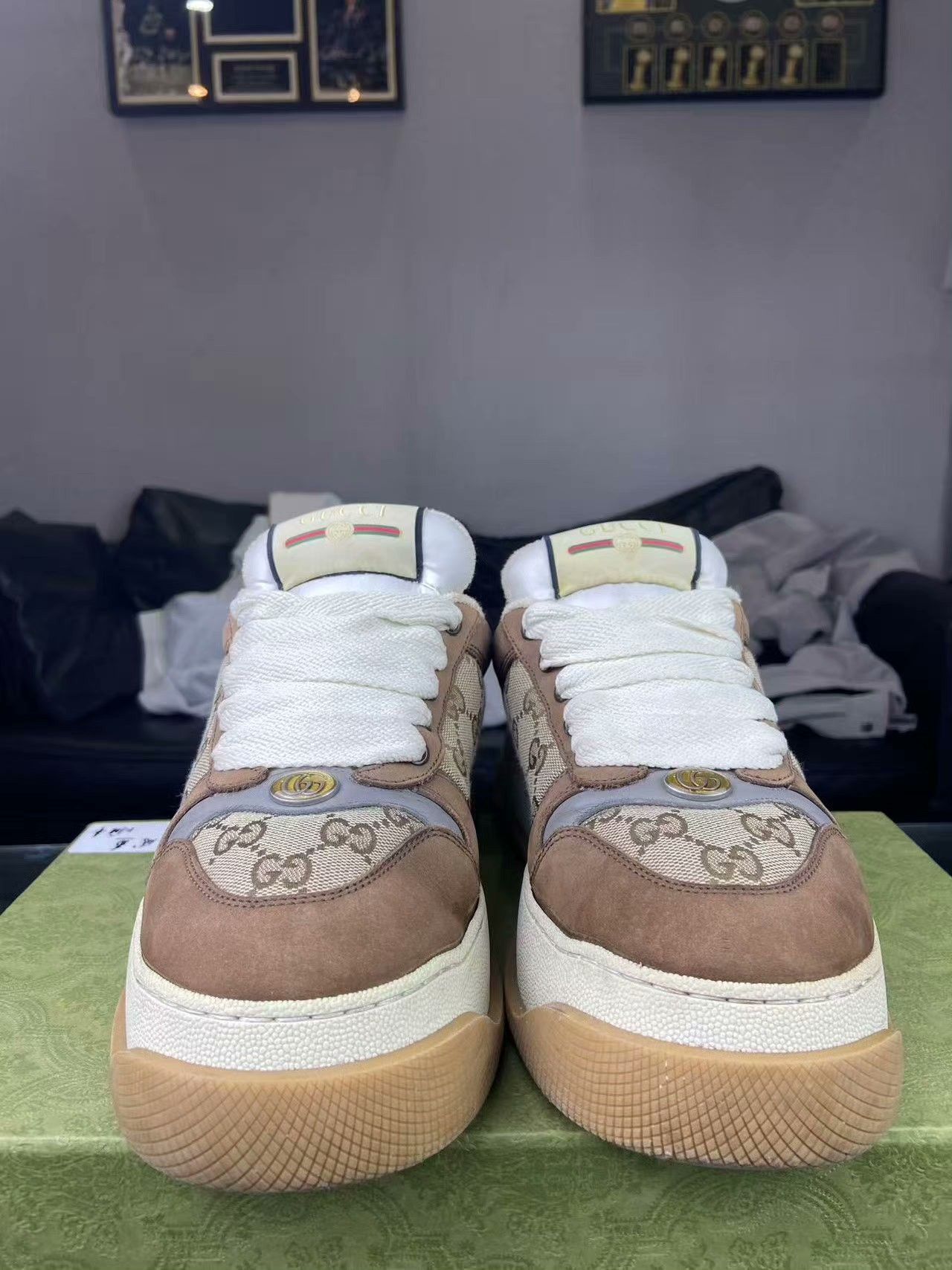 Gucci Gucci White Lowtop Sneakers us_8-5 Women Size US 8.5 / IT 38.5 - 2 Thumbnail