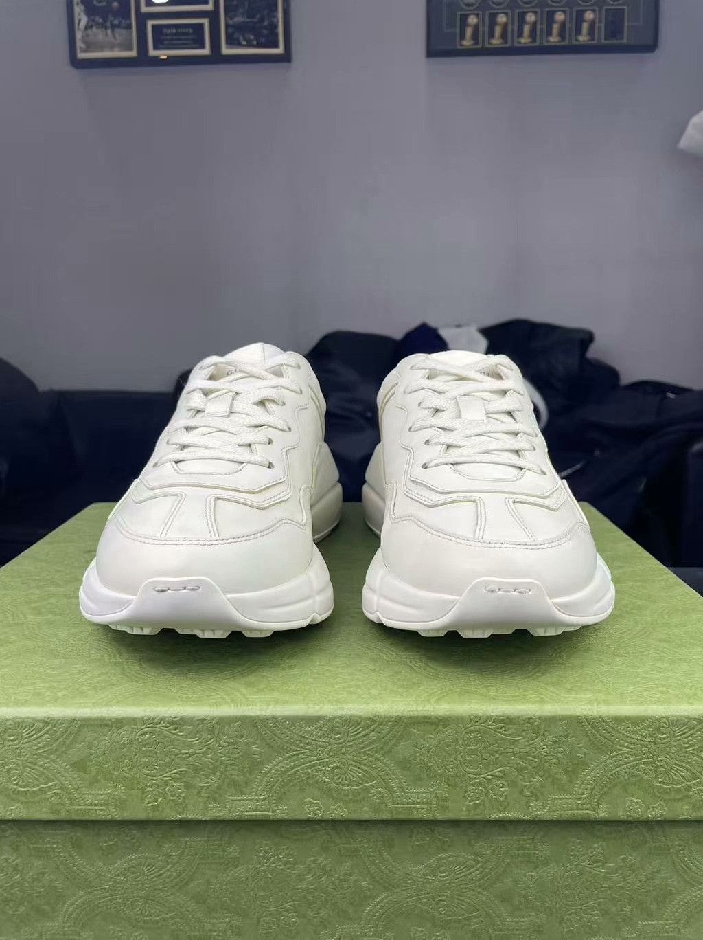 Gucci Gucci Printed Lowtop Sneakers 7 Men Size US 7 / EU 40 - 2 Thumbnail