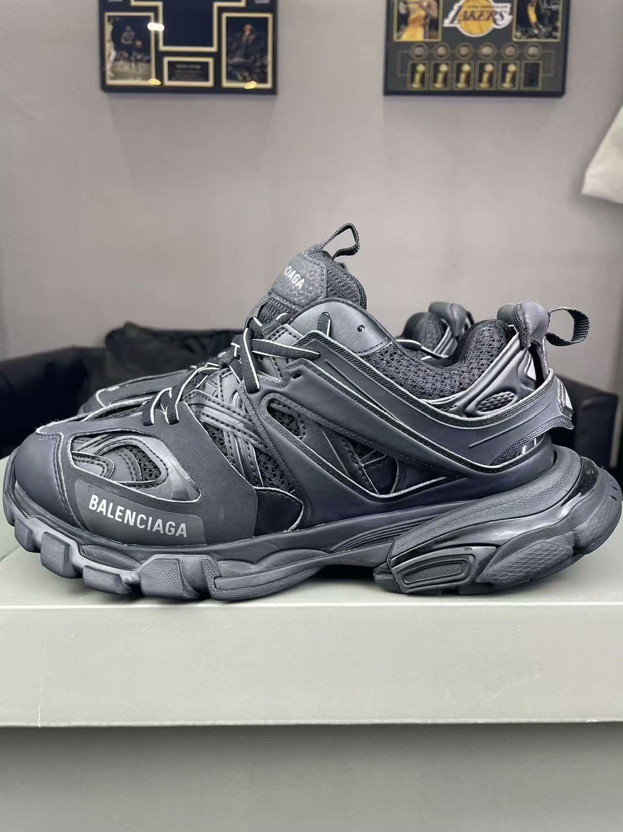 Balenciaga Balenciaga Black Lowtop Sneakers 7.5 Men Size US 7.5 / EU 40-41 - 7 Thumbnail