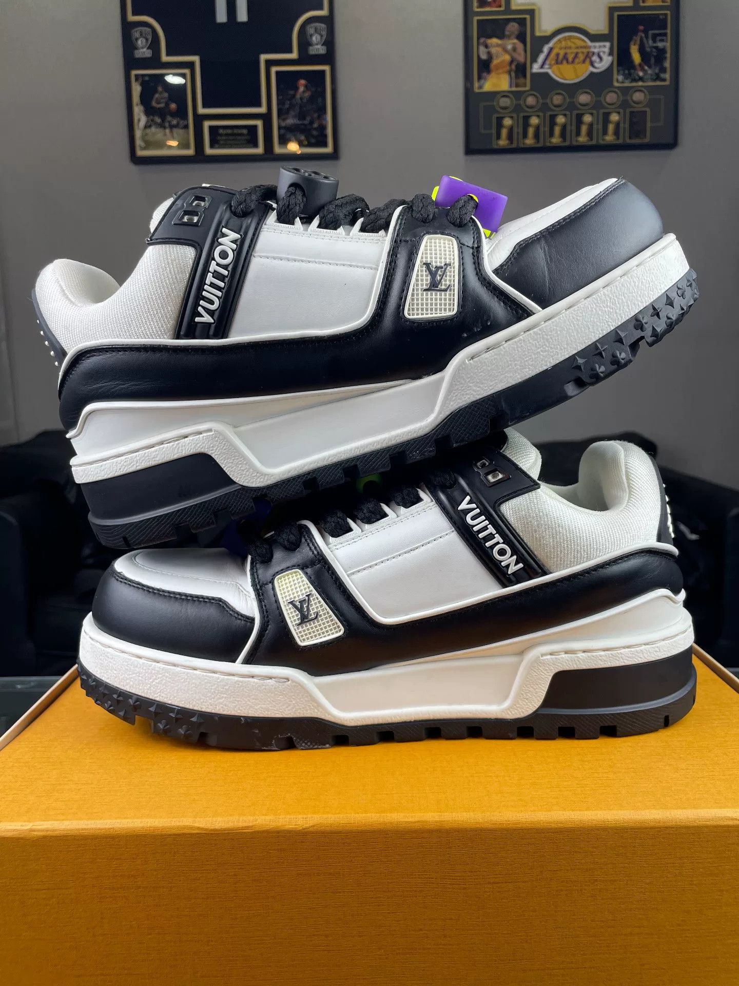 Louis Vuitton Louis Vuitton Training Black Lowtop Sneakers 8.5 Men Size US 8.5 / EU 41-42 - 5 Thumbnail