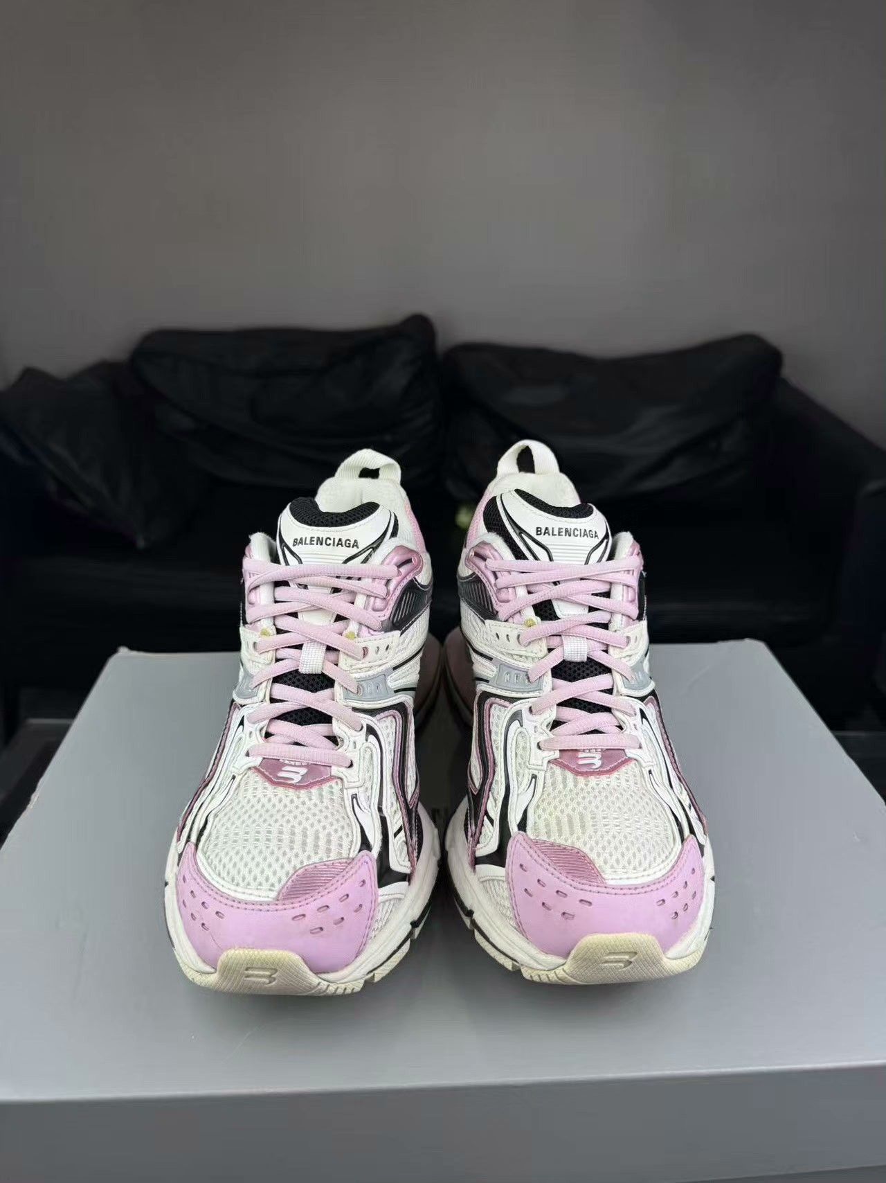 Balenciaga Balenciaga Pink Lowtop Sneakers us_6-5 Women Size US 6.5 / IT 36.5 - 2 Thumbnail