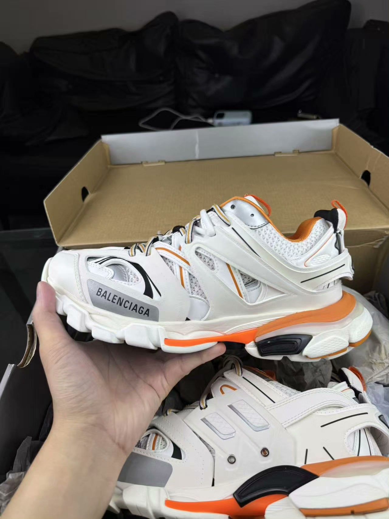 Balenciaga Balenciaga White Lowtop Sneakers 7.5 Men Size US 7.5 / EU 40-41 - 5 Thumbnail