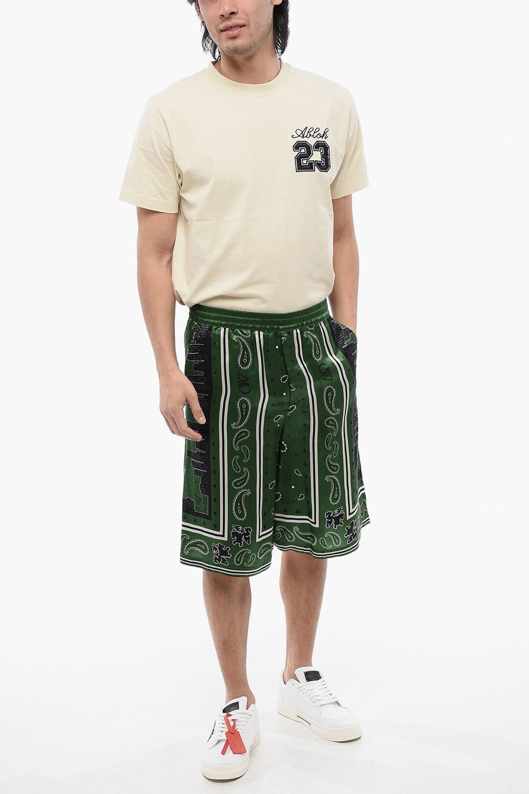 Off-White Shorts with Bandana Print Size US 33 - 4 Thumbnail