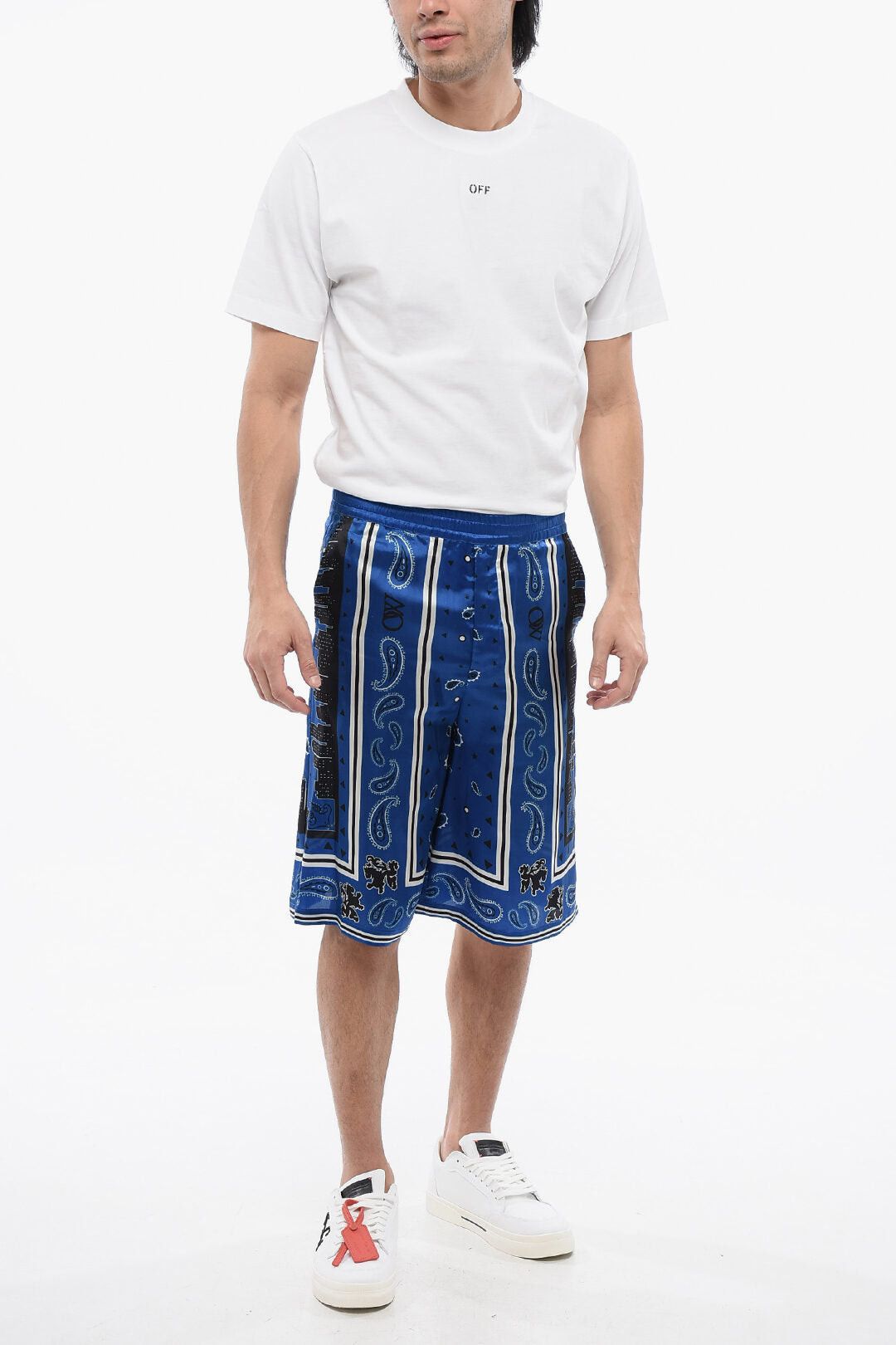 Off-White Shorts with Bandana Print Size US 31 - 4 Thumbnail