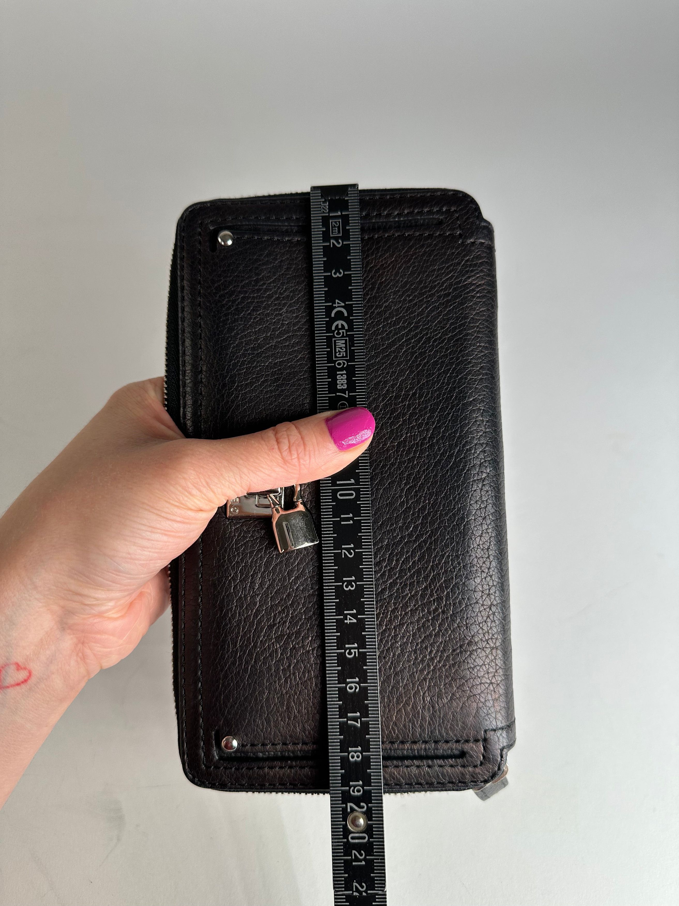 Celine Vintage Paris Locked Long Zippy Wallet Bronze Size ONE SIZE - 9 Thumbnail
