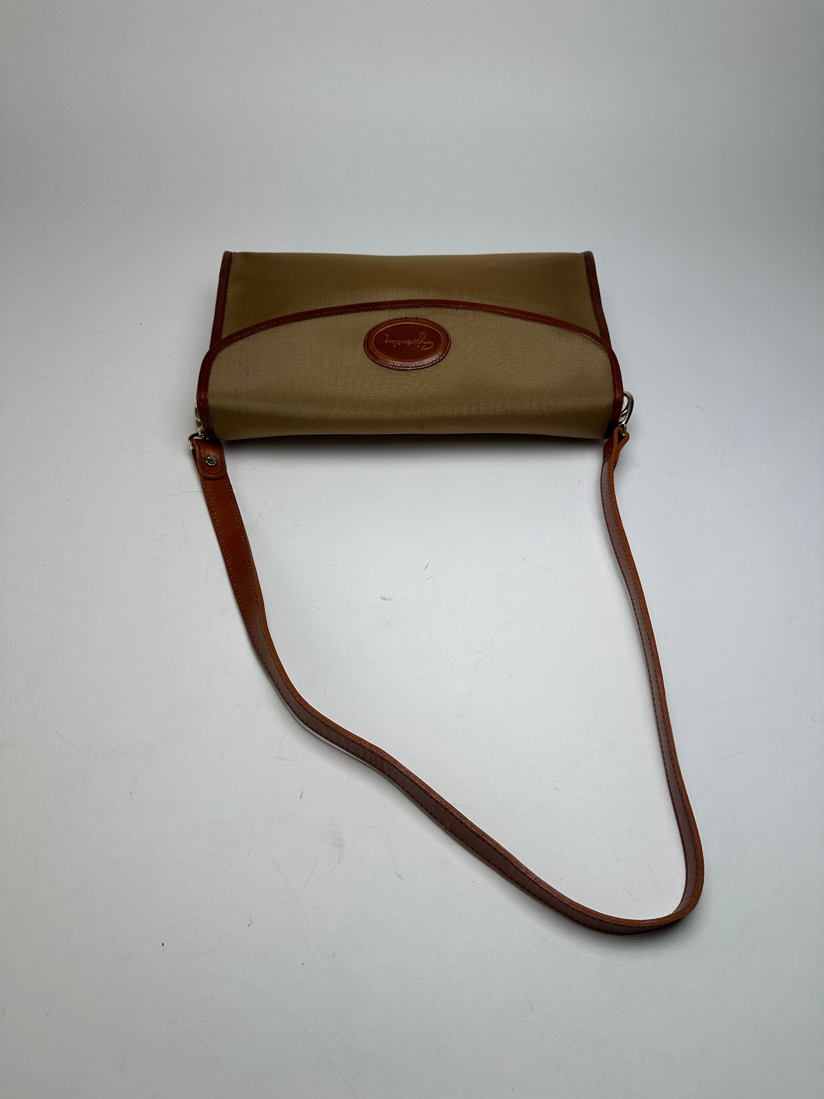 Givenchy Vintage Leather / Canvas Shoulder Bag Camel / Brown Size ONE SIZE - 15 Thumbnail