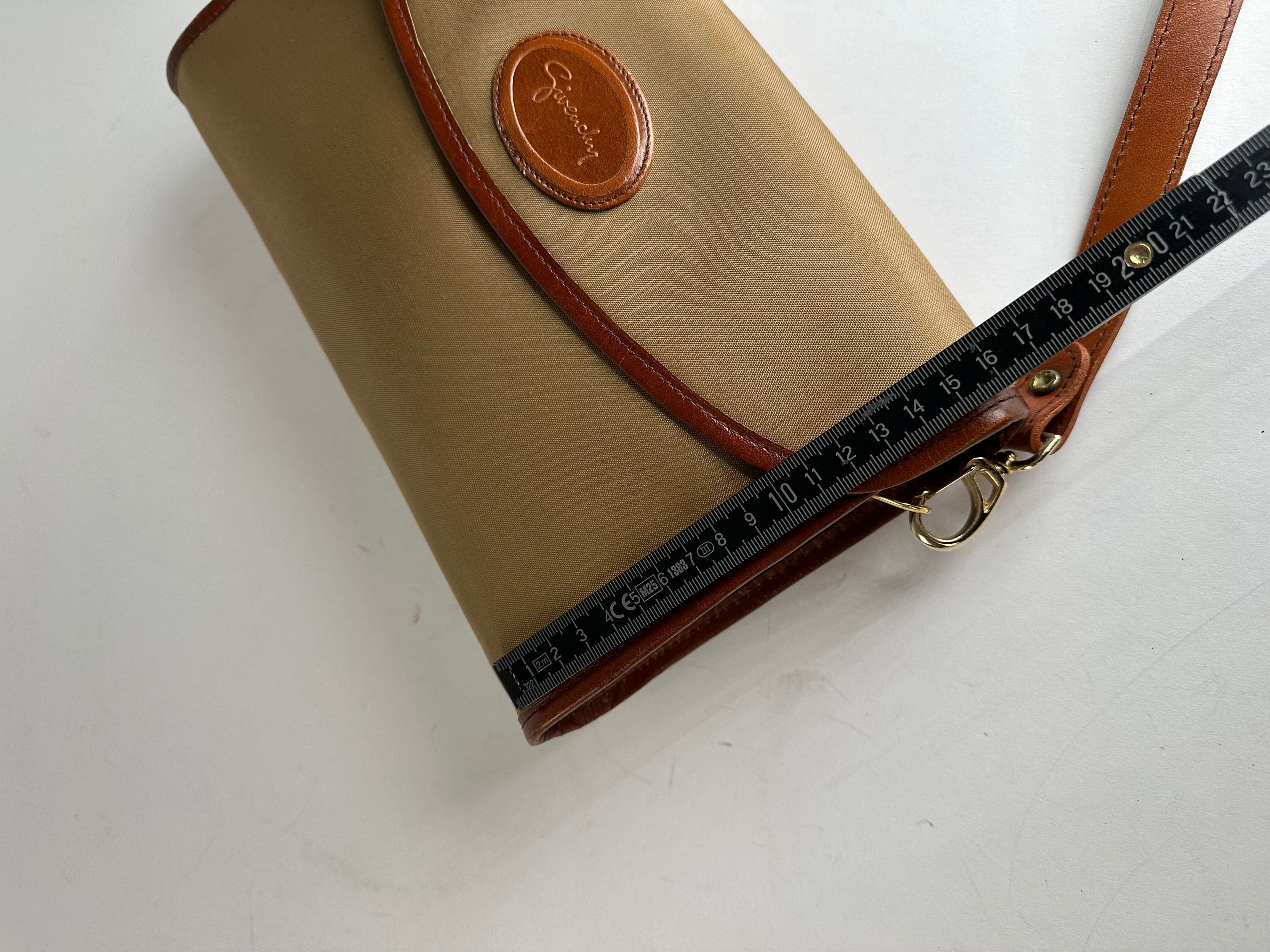 Givenchy Vintage Leather / Canvas Shoulder Bag Camel / Brown Size ONE SIZE - 13 Thumbnail