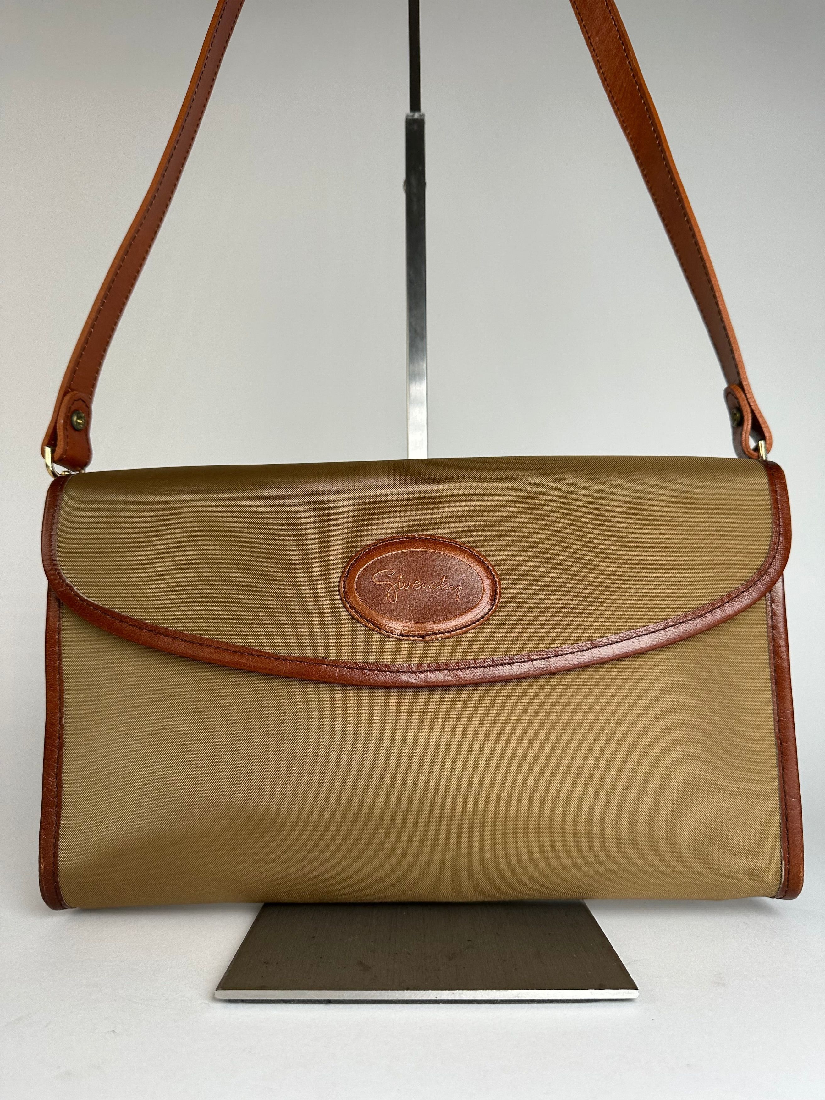 Givenchy Vintage Leather / Canvas Shoulder Bag Camel / Brown Size ONE SIZE - 11 Thumbnail