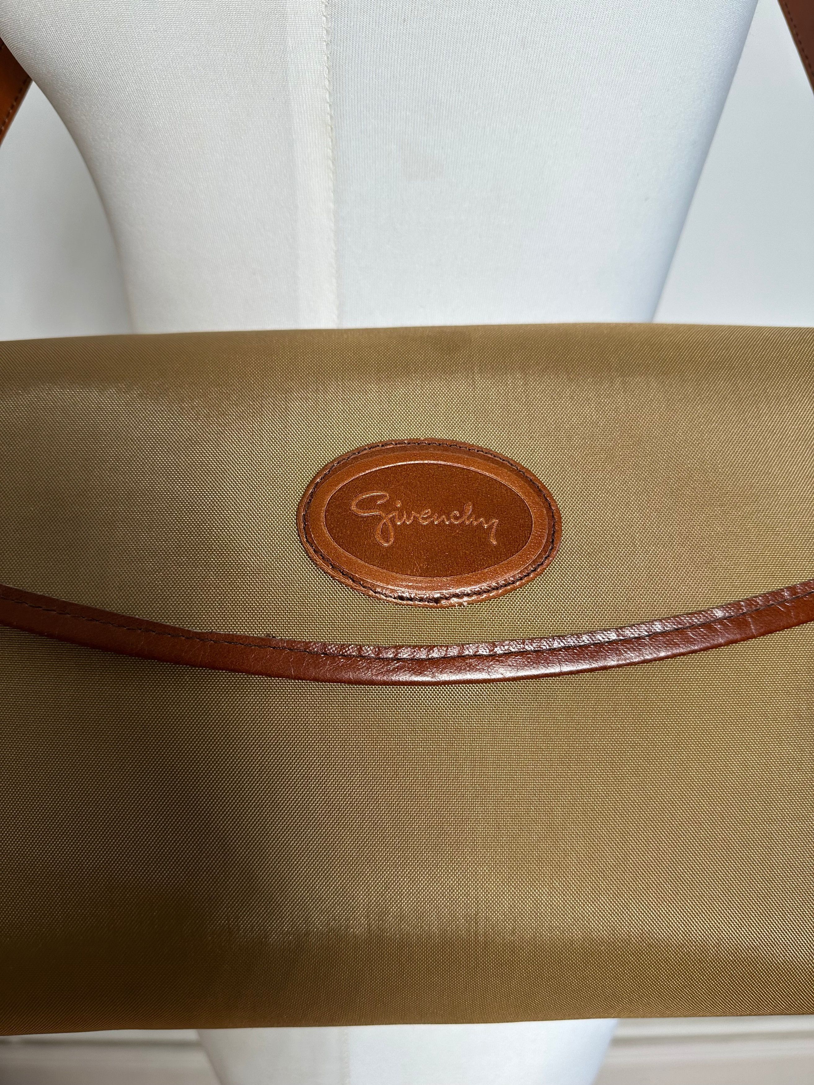 Givenchy Vintage Leather / Canvas Shoulder Bag Camel / Brown Size ONE SIZE - 9 Thumbnail