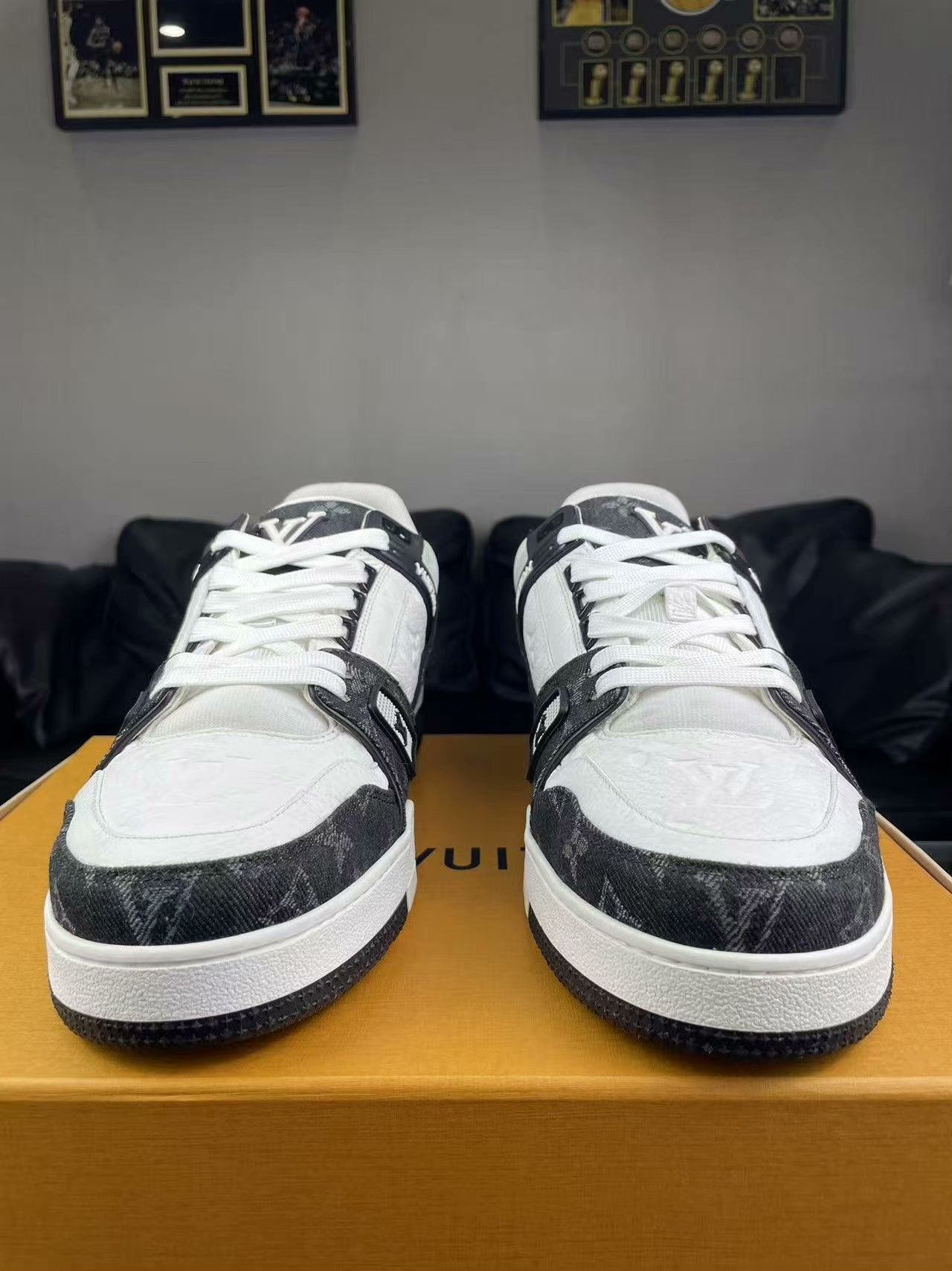 Louis Vuitton Louis Vuitton Training Denim Black Lowtop Sneakers 10.5 Men Size US 10.5 / EU 43-44 - 2 Thumbnail
