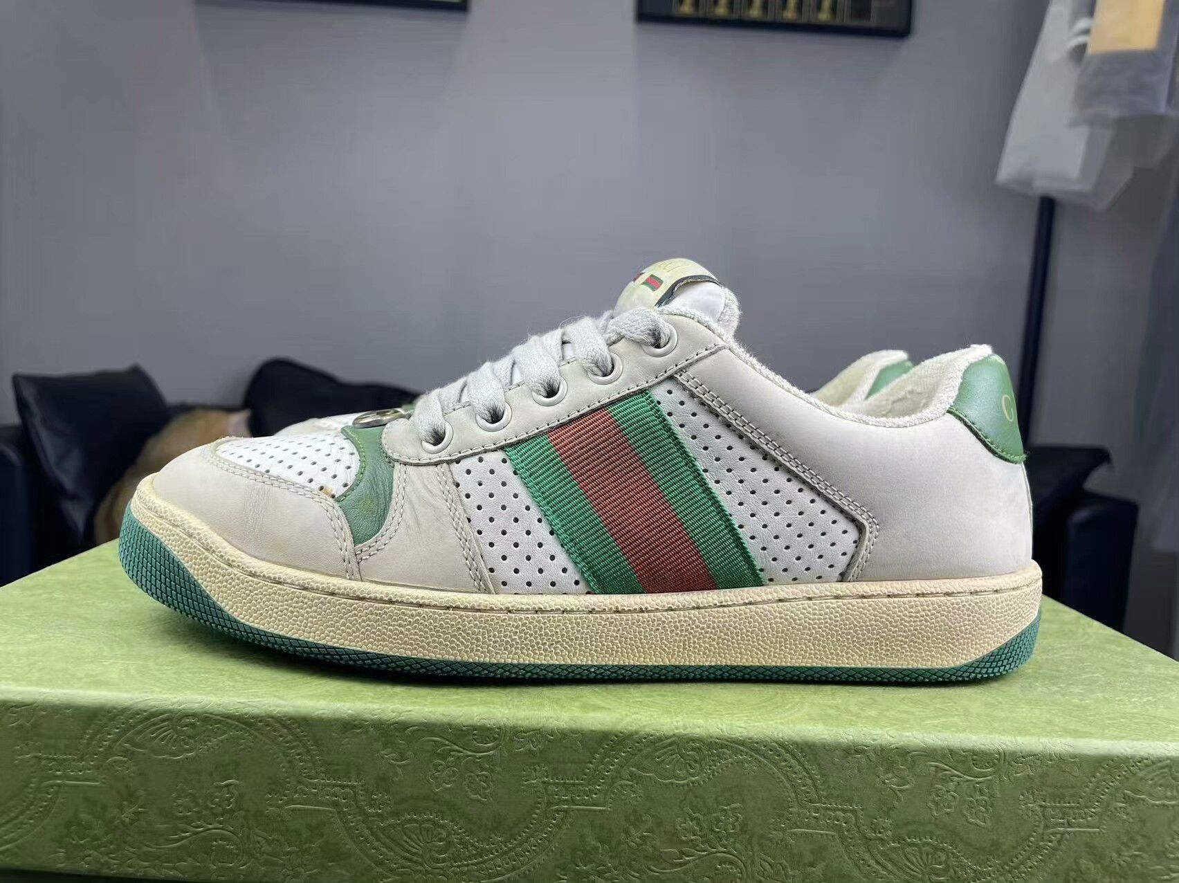Gucci Gucci Lowtop Sneakers us_6-5 Women Size US 6.5 / IT 36.5 - 7 Thumbnail