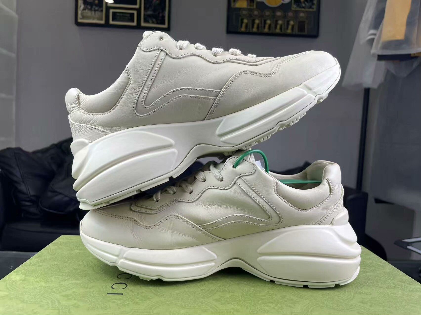 Gucci Gucci Printed Lowtop Sneakers us_6 Women Size US 6 / IT 36 - 5 Thumbnail