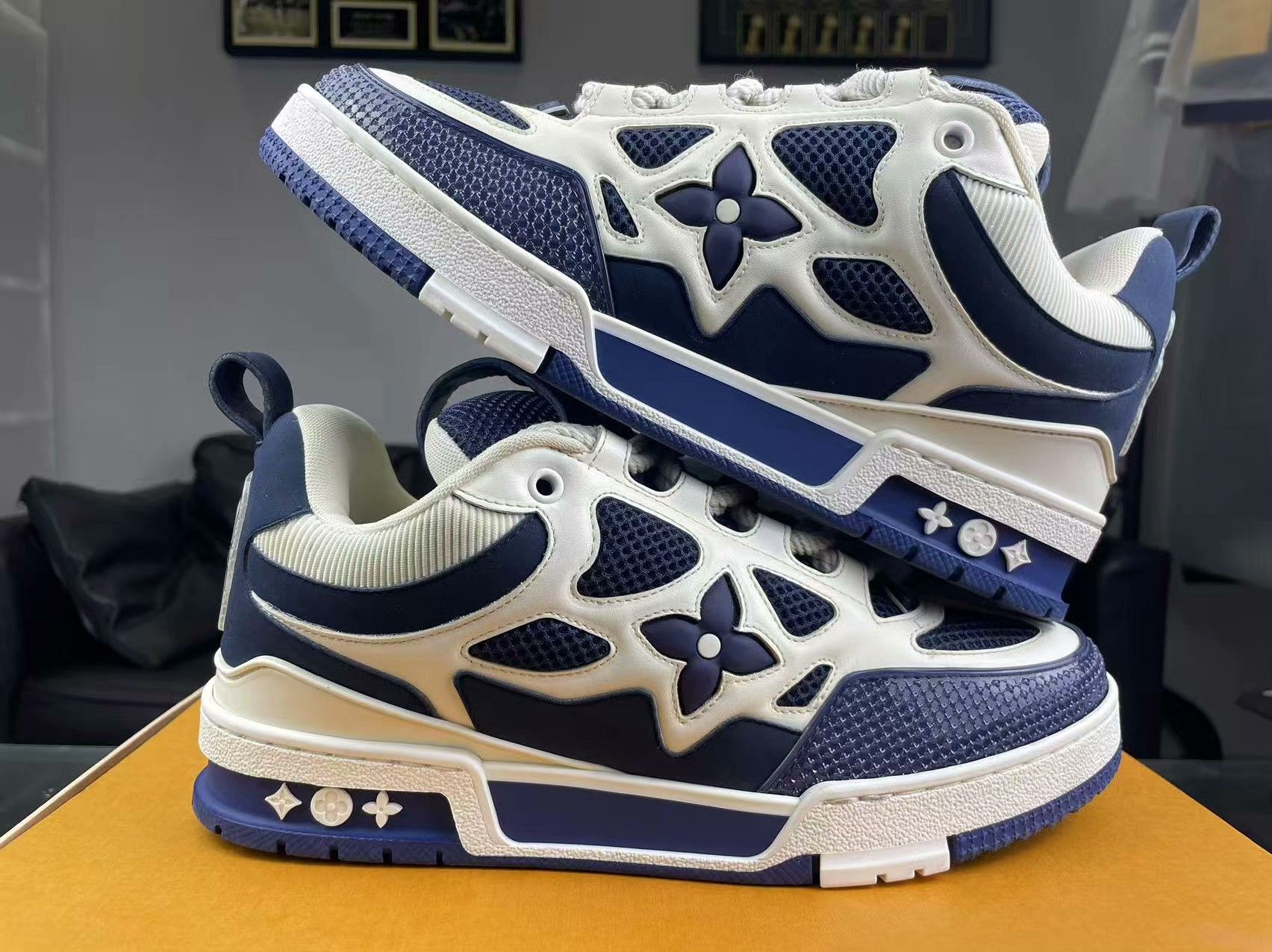 Louis Vuitton Louis Vuitton Skate Blue Lowtop Sneakers 7.5 Men Size US 7.5 / EU 40-41 - 6 Thumbnail