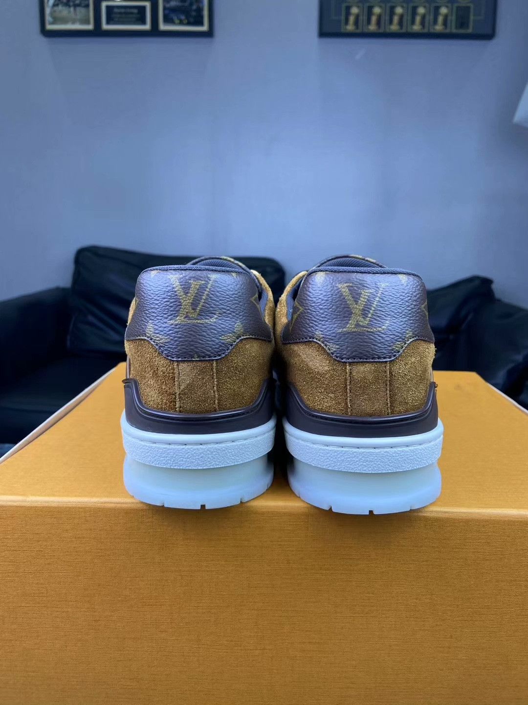 Louis Vuitton Louis Vuitton Training Lowtop Sneakers 8.5 Men Size US 8.5 / EU 41-42 - 4 Thumbnail