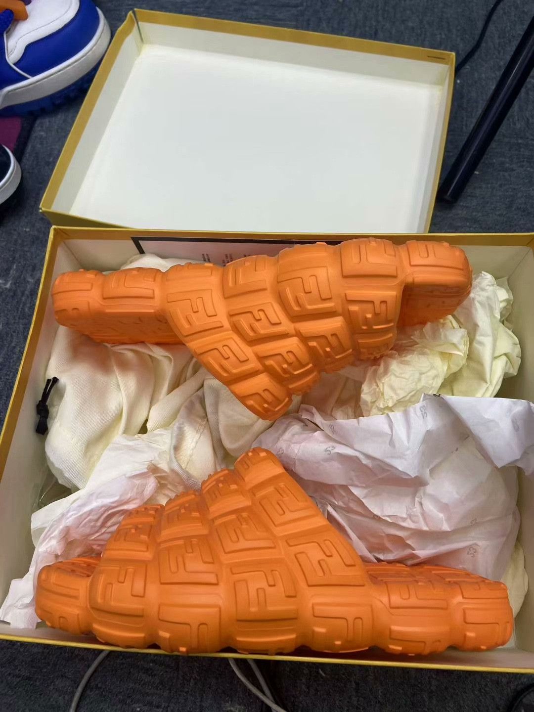Fendi Fendi Orange Sandals 8.5 Men Size US 8.5 / EU 41-42 - 5 Thumbnail