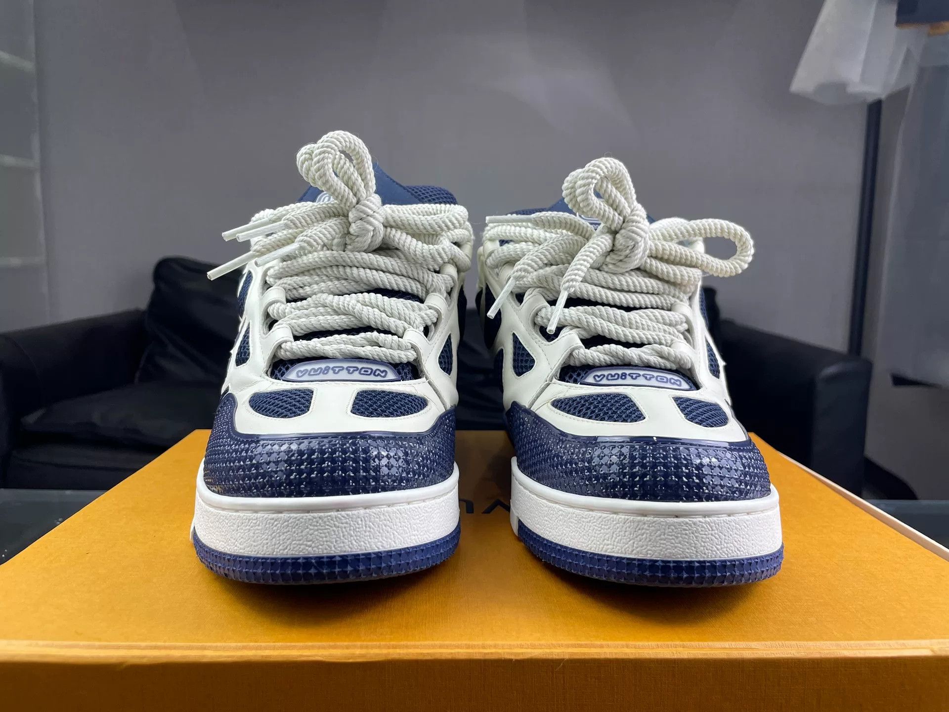 Louis Vuitton Louis Vuitton Skate Printed Blue Lowtop Sneakers 9.5 Men Size US 9.5 / EU 42-43 - 2 Thumbnail
