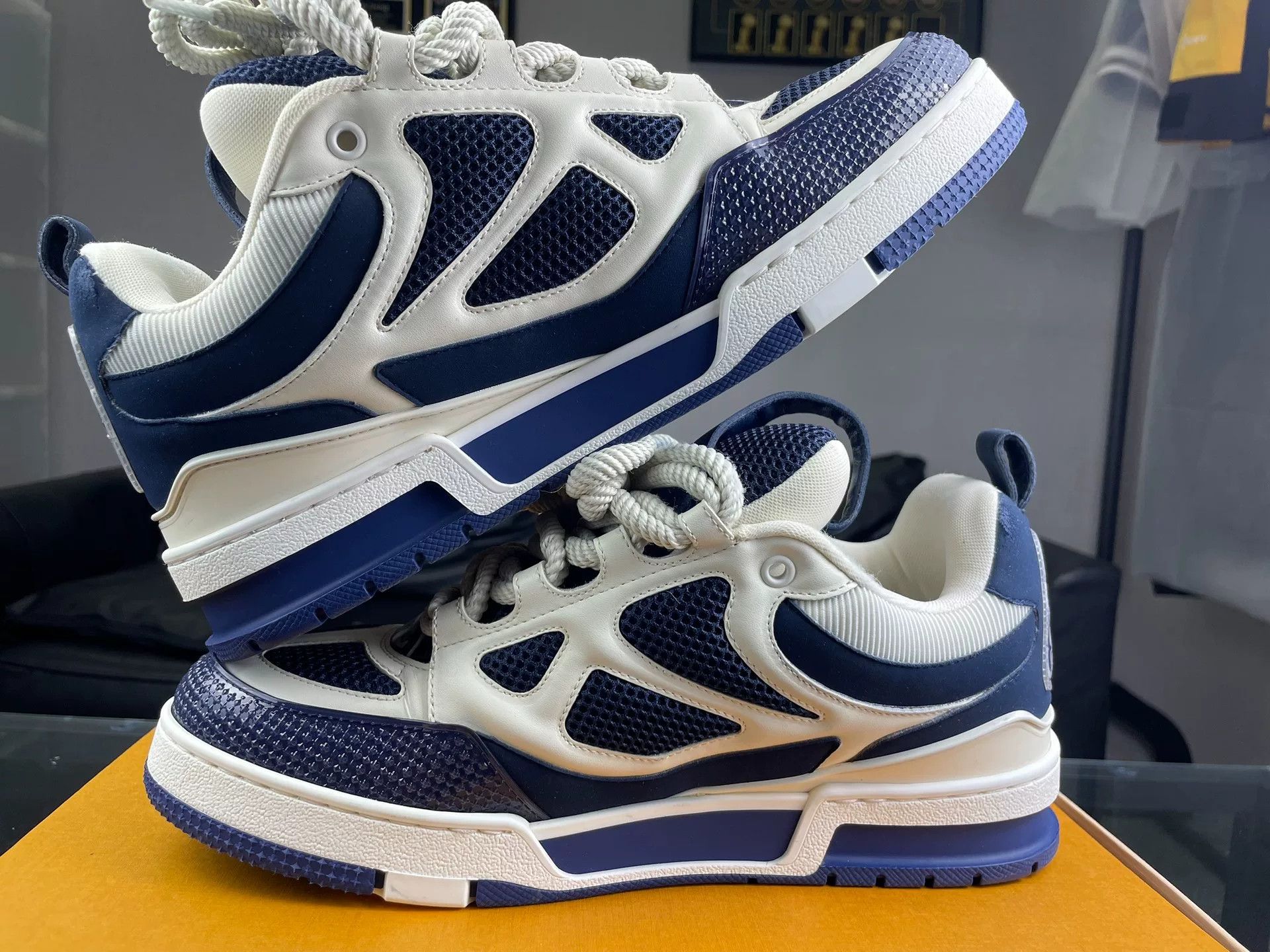 Louis Vuitton Louis Vuitton Skate Printed Blue Lowtop Sneakers 9.5 Men Size US 9.5 / EU 42-43 - 5 Thumbnail