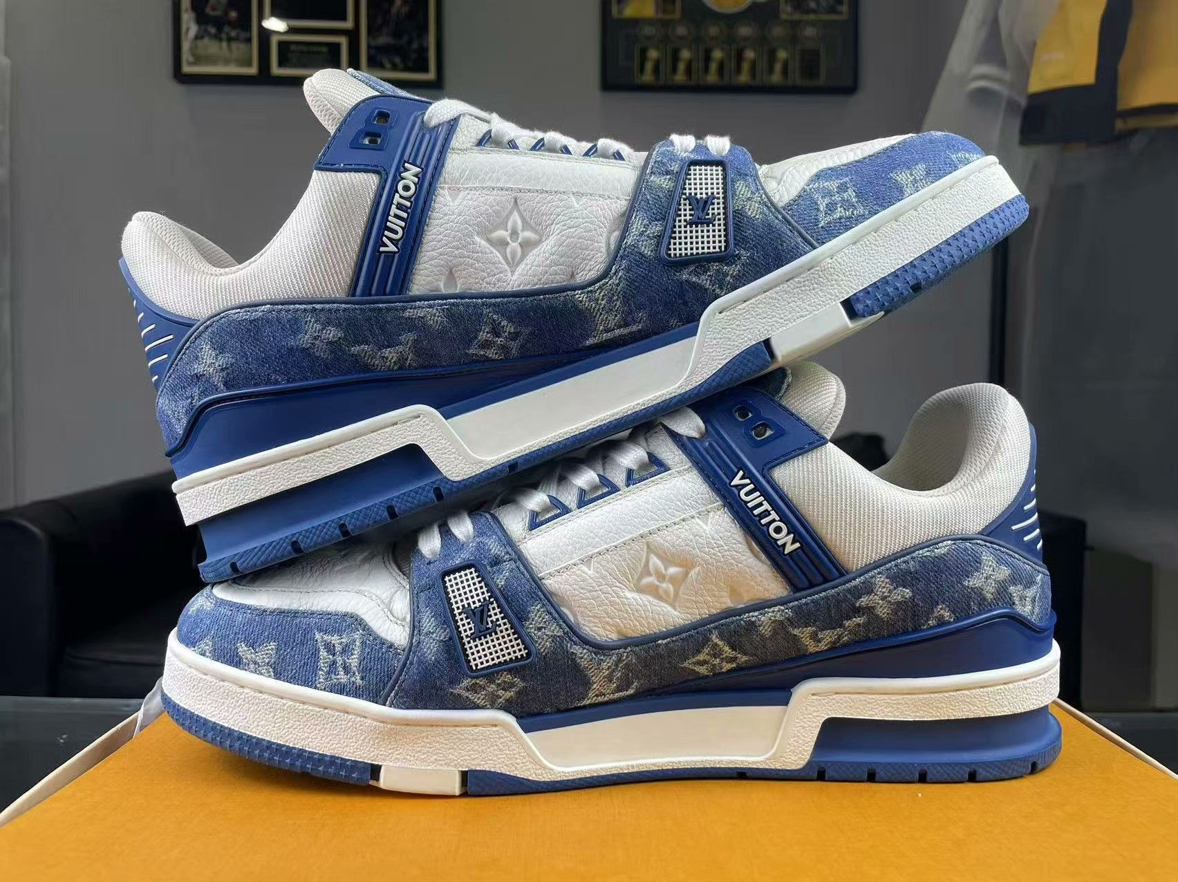 Louis Vuitton Louis Vuitton Training Denim Blue Lowtop Sneakers 10.5 Men Size US 10.5 / EU 43-44 - 5 Thumbnail