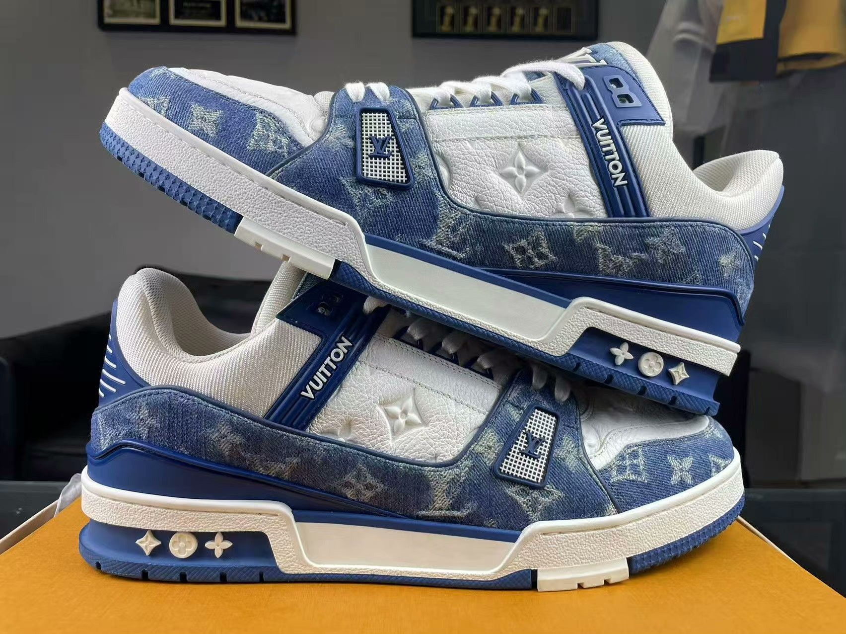 Louis Vuitton Louis Vuitton Training Denim Blue Lowtop Sneakers 10.5 Men Size US 10.5 / EU 43-44 - 6 Thumbnail