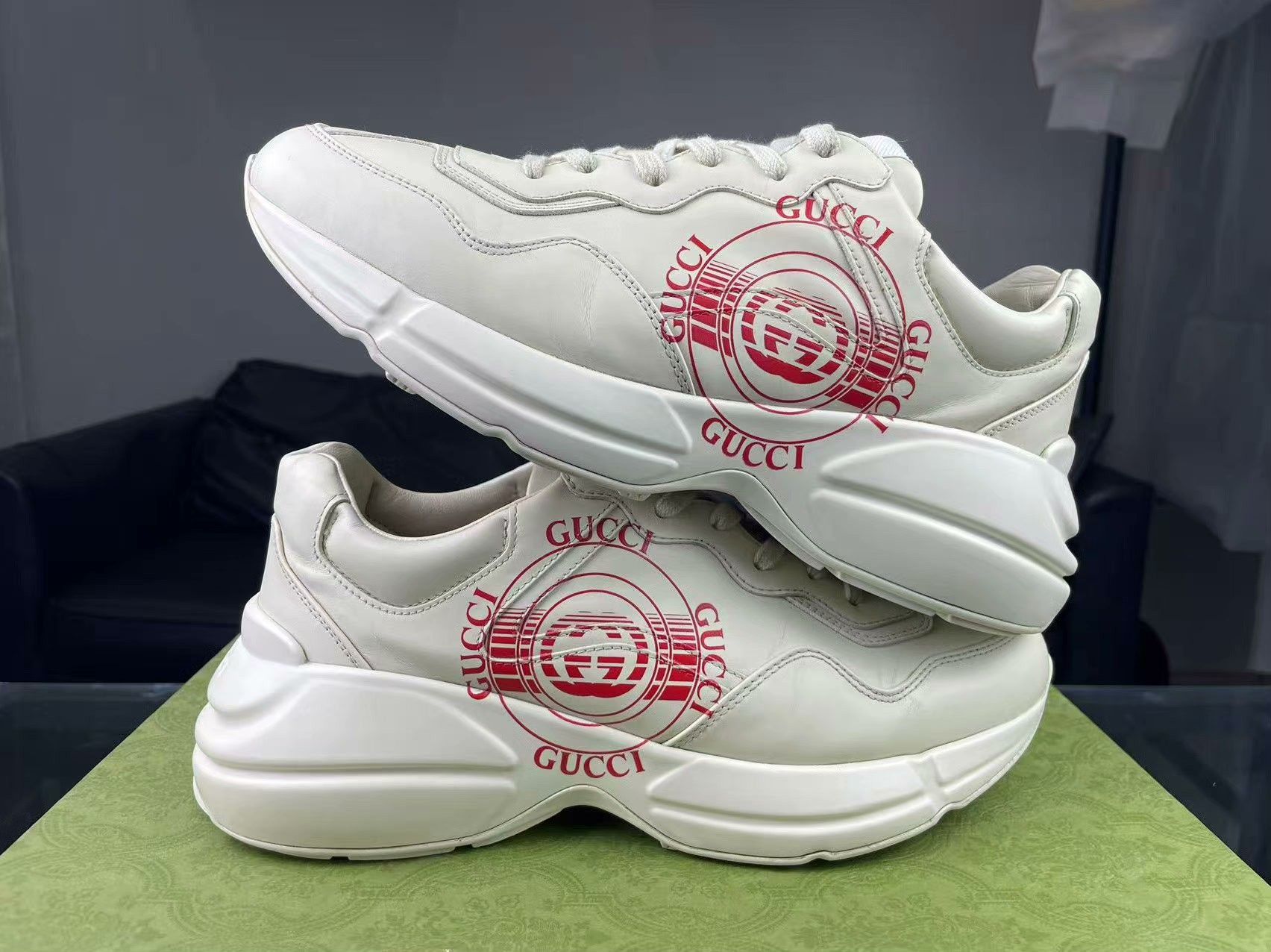 Gucci Gucci Retro Printed Lowtop Sneakers us_9 Women Size US 9 / IT 39 - 6 Thumbnail