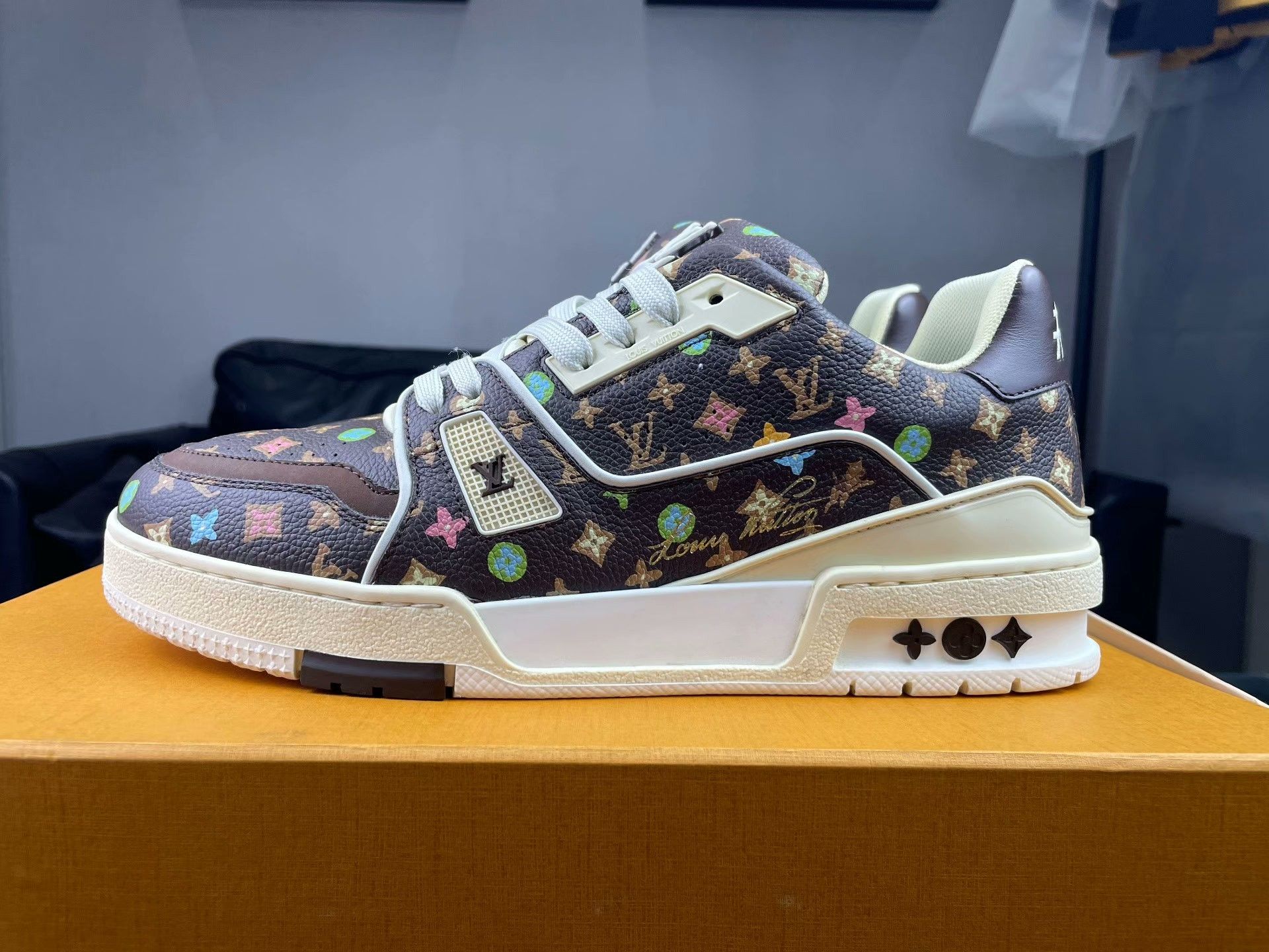Louis Vuitton Louis Vuitton Training Lowtop Sneakers 7.5 Men Size US 7.5 / EU 40-41 - 7 Thumbnail