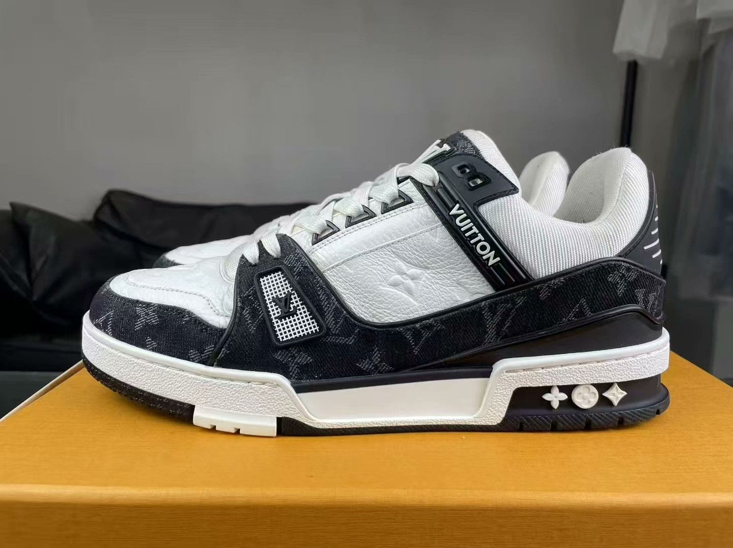 Louis Vuitton Louis Vuitton Training Denim Black Lowtop Sneakers 8.5 Men Size US 8.5 / EU 41-42 - 7 Thumbnail