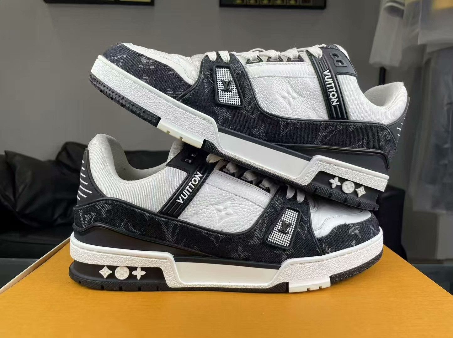 Louis Vuitton Louis Vuitton Training Denim Black Lowtop Sneakers 8.5 Men Size US 8.5 / EU 41-42 - 6 Thumbnail