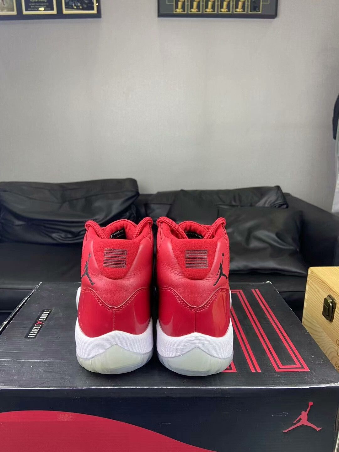 Nike Nike Red Lowtop Sneakers 9 Men Size US 9 / EU 42 - 4 Thumbnail